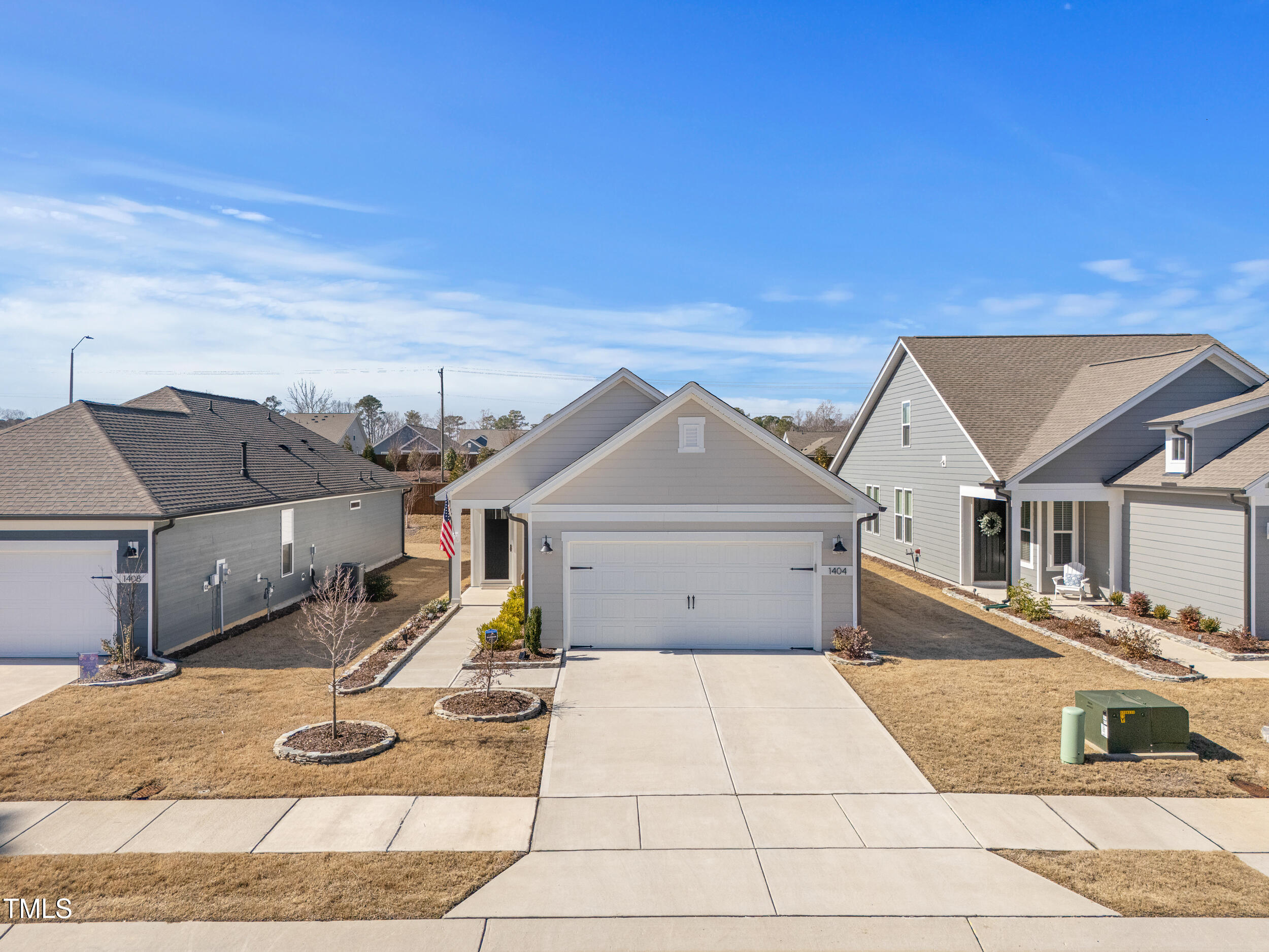 1404 Holly Blue Property Photo
