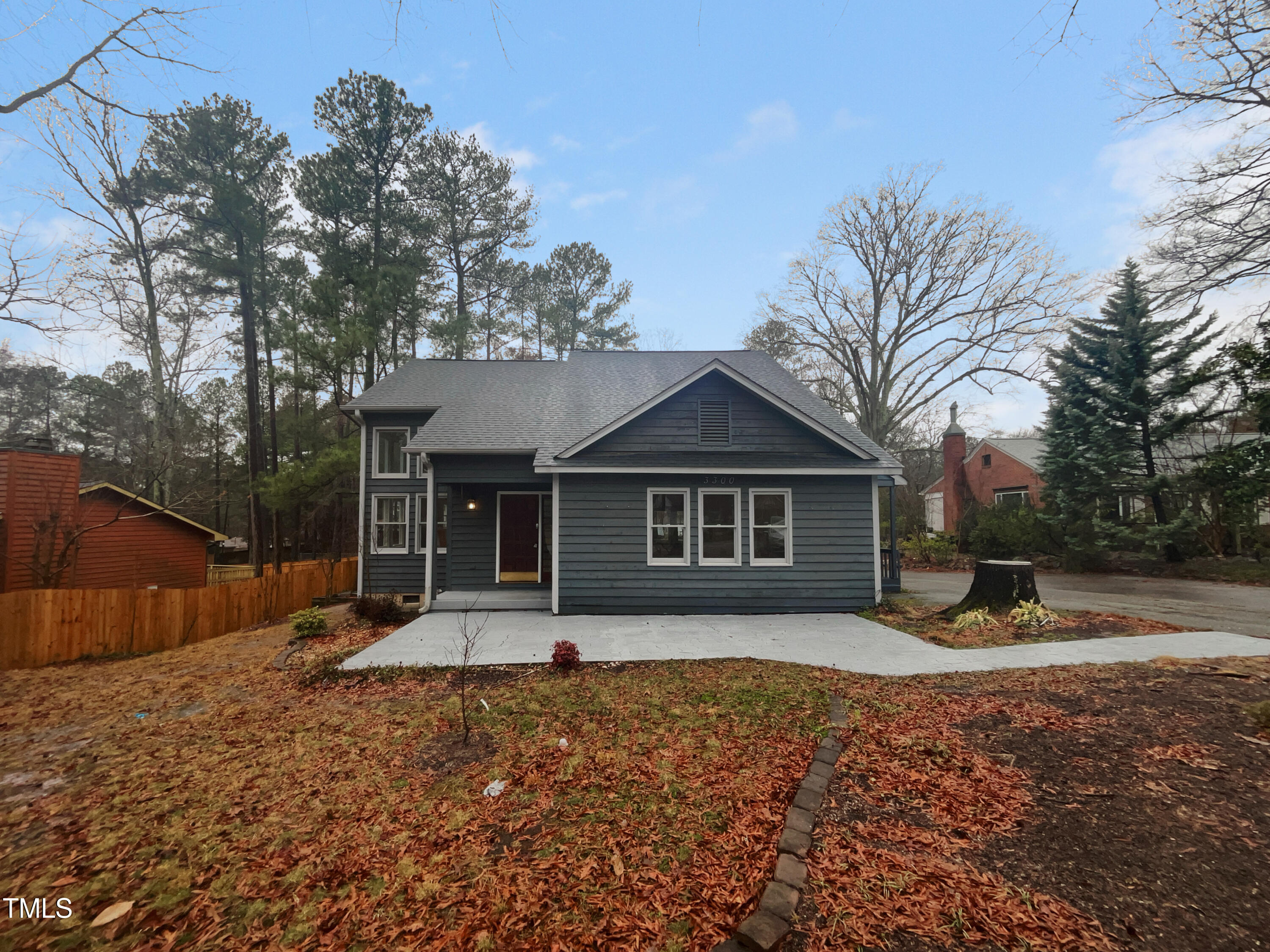 3300 Mossdale Avenue Property Photo 1