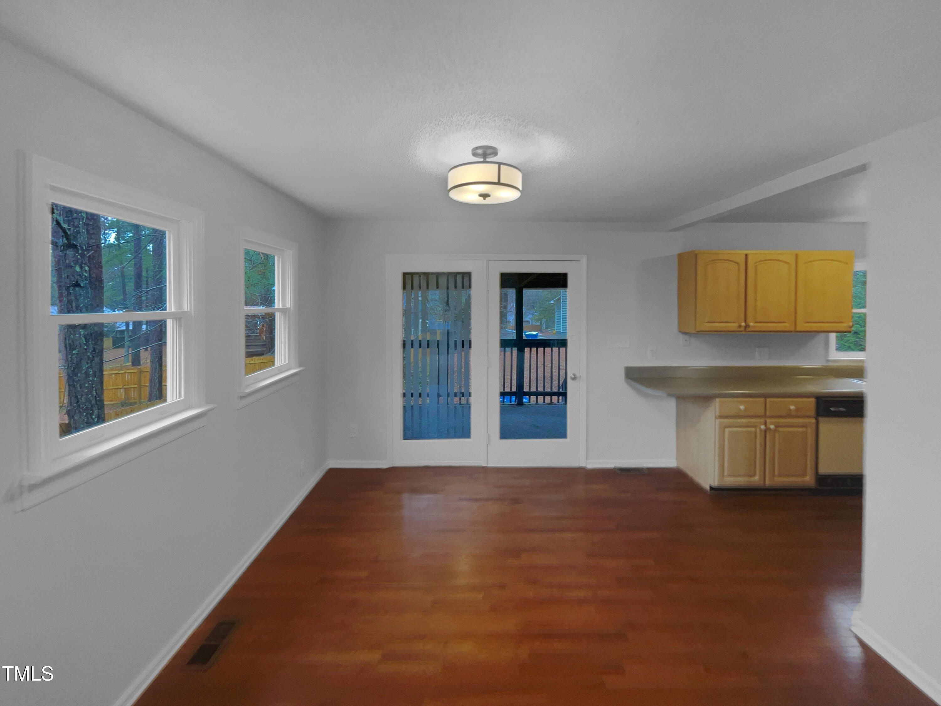 3300 Mossdale Avenue Property Photo 10