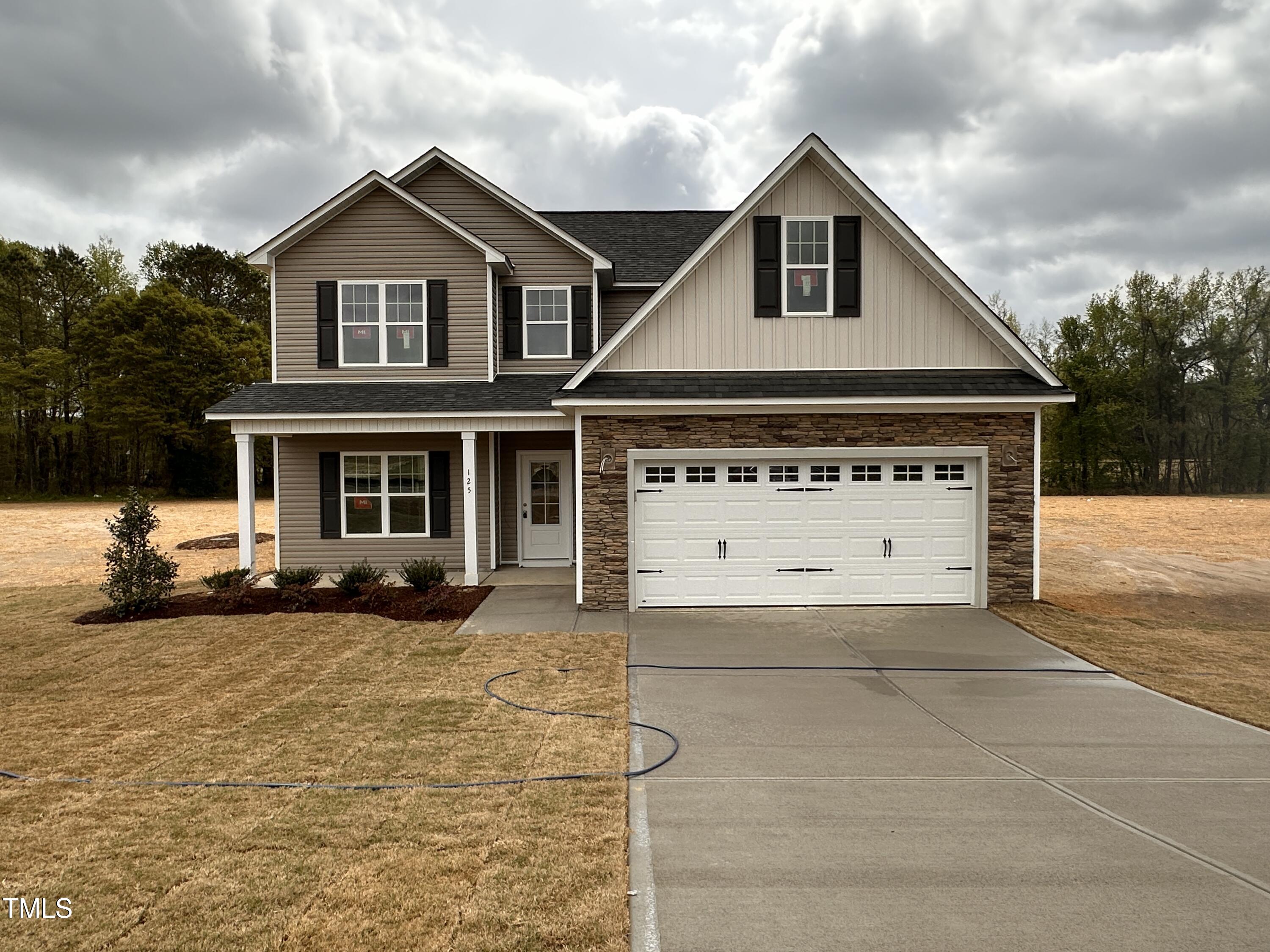 125 Tuskeegee Drive Property Photo