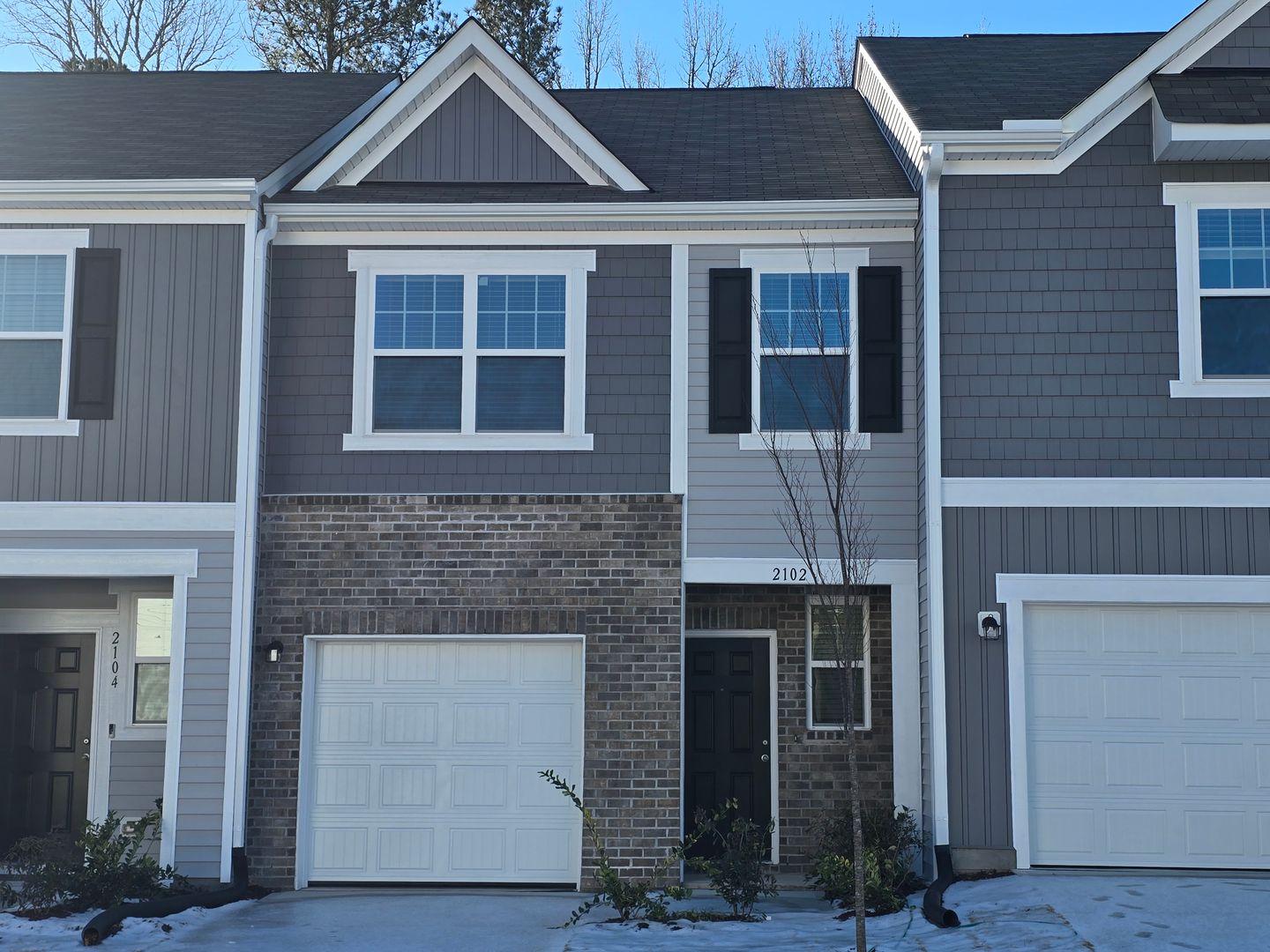 2102 Trailside Drive Property Photo 1