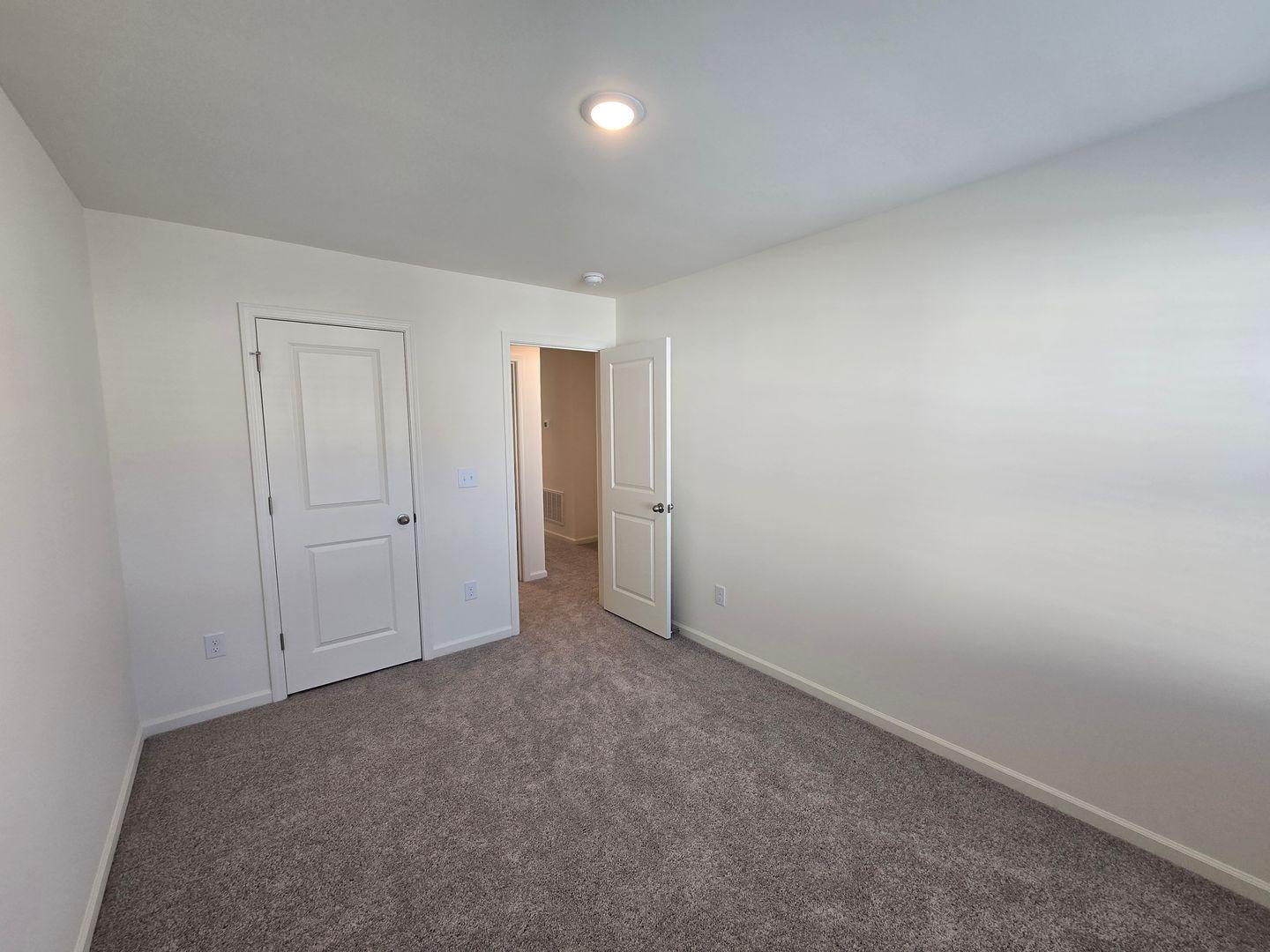 2102 Trailside Drive Property Photo 23