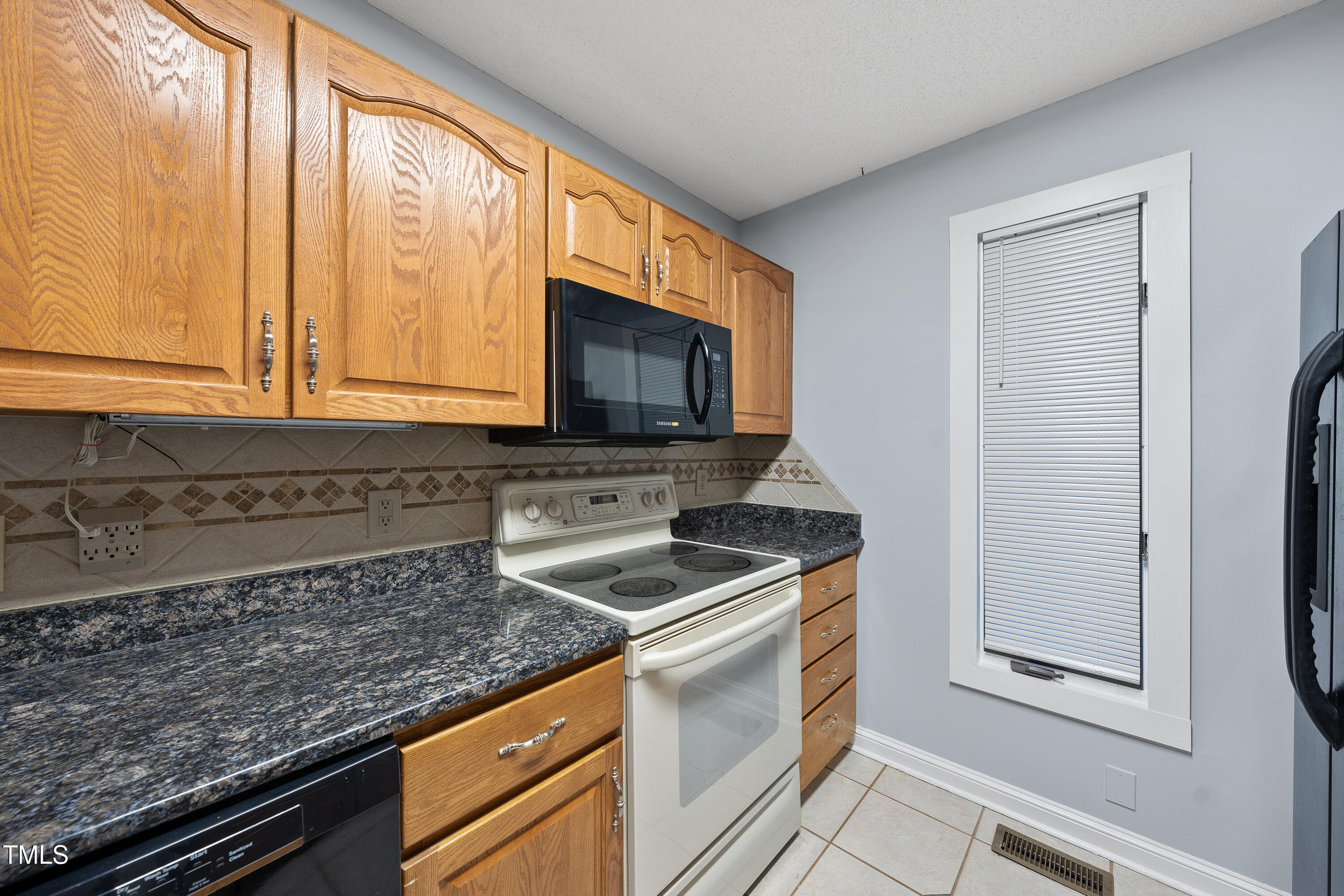 3614 Top Of The Pines Court Property Photo 9