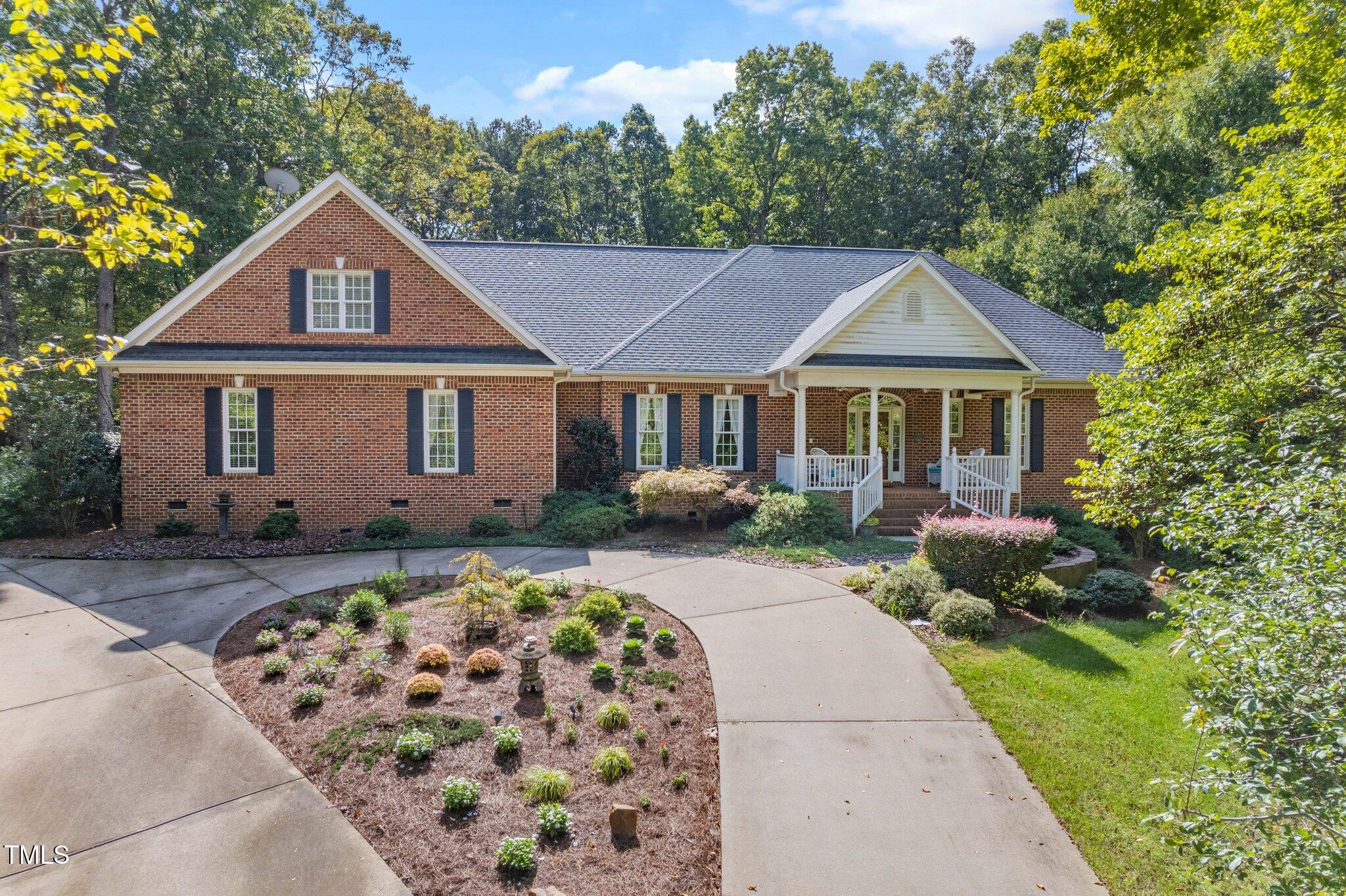 Wake- Millbrook Real Estate Listings Main Image