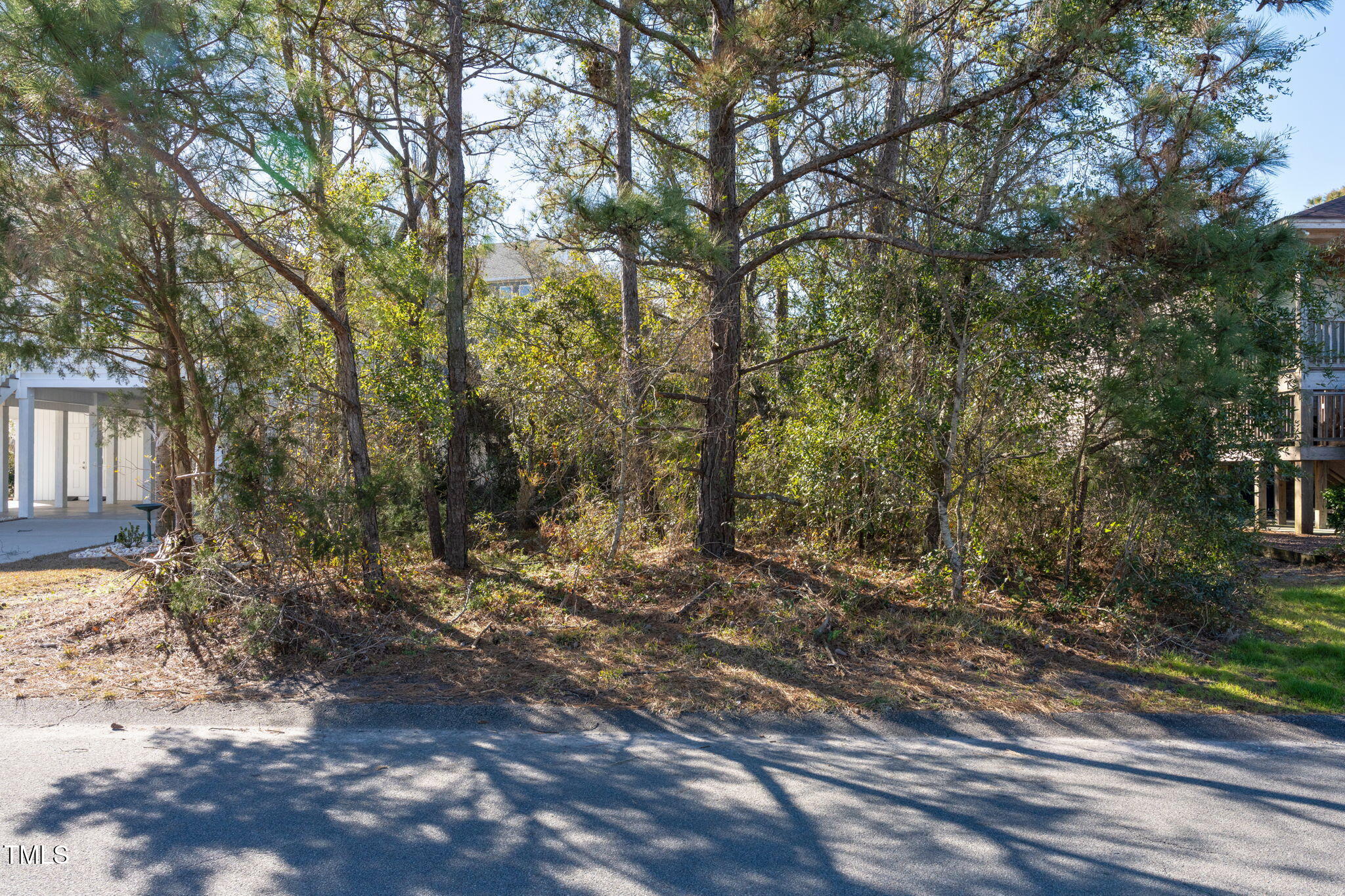 409 Carolina Sands Drive Property Photo 2