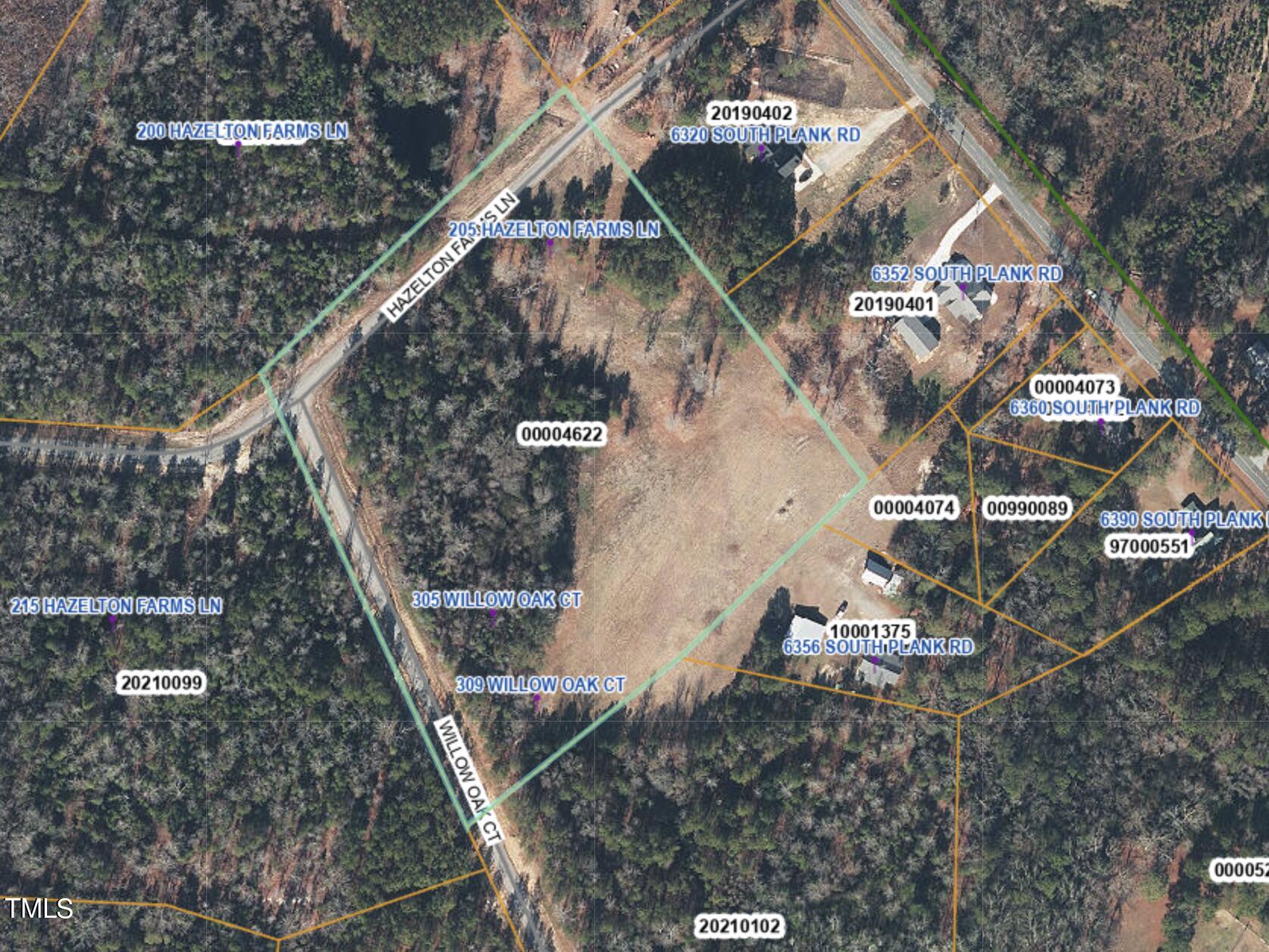 205 Hazelton Farms Lane Property Photo 2
