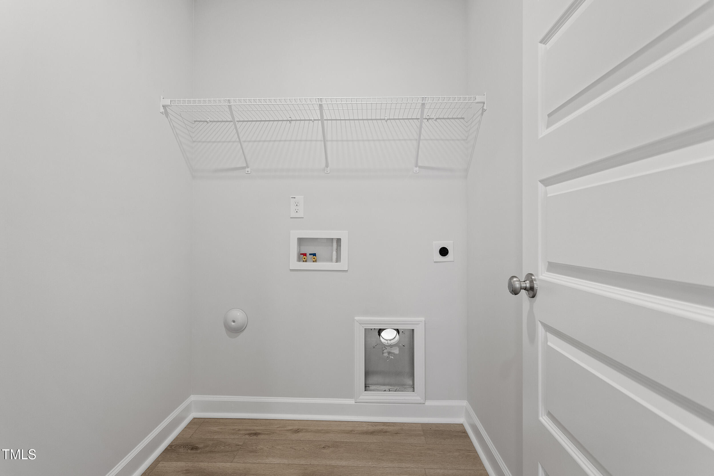 304 White Oak Garden Way # 214 Property Photo 17