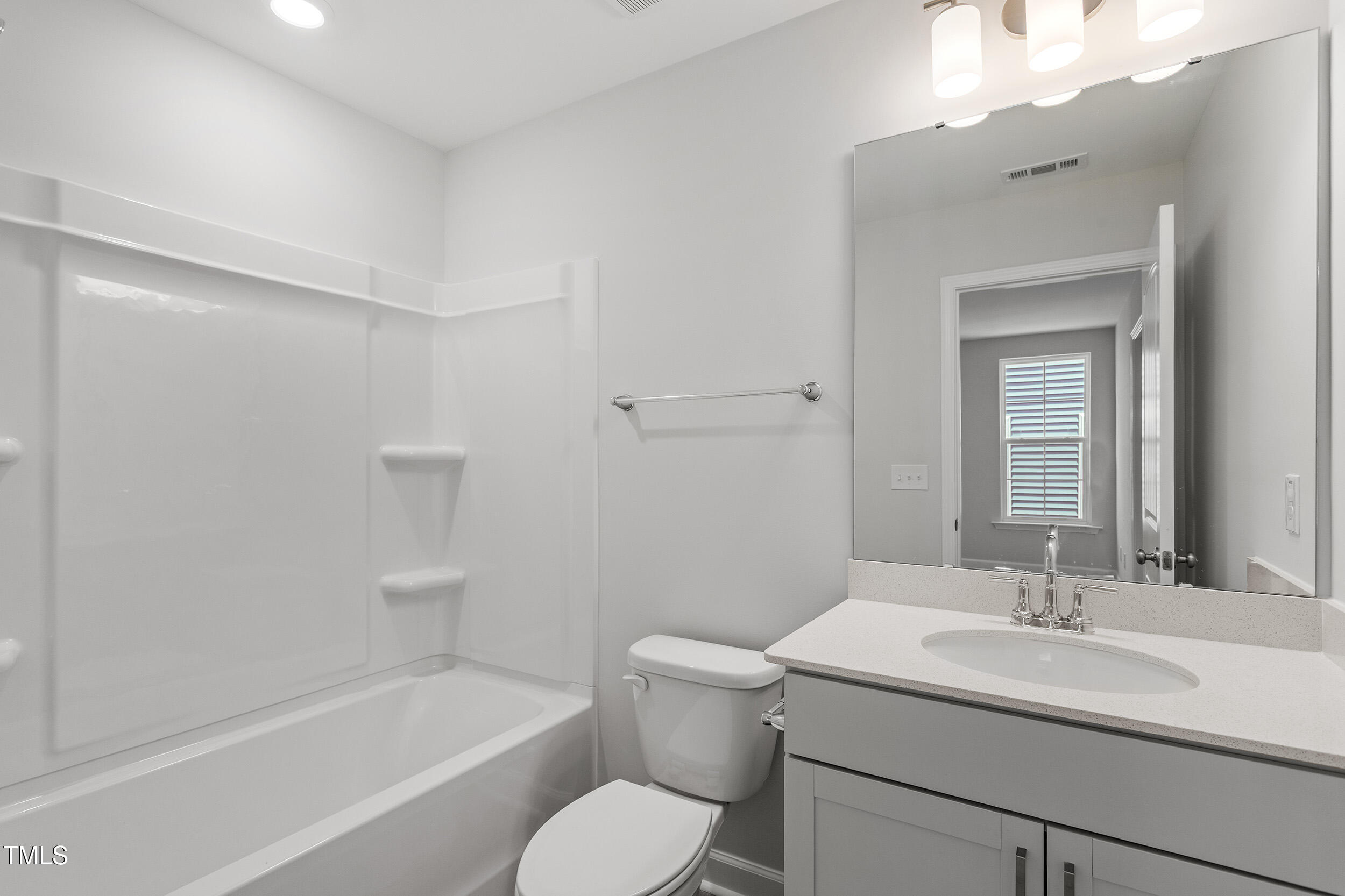 308 White Oak Garden Way # 215 Property Photo 24