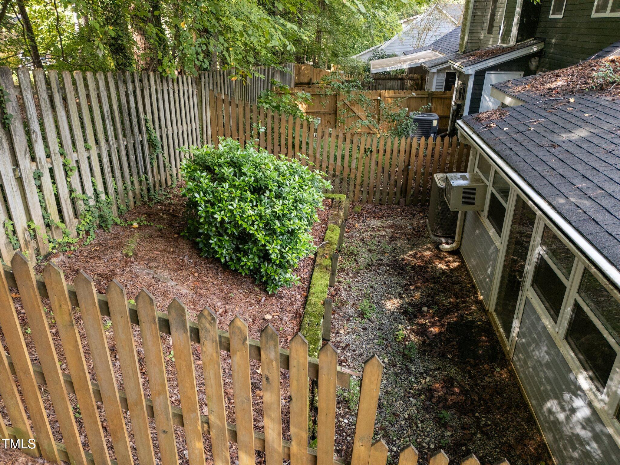 131 Carriage House Trail Property Photo 5