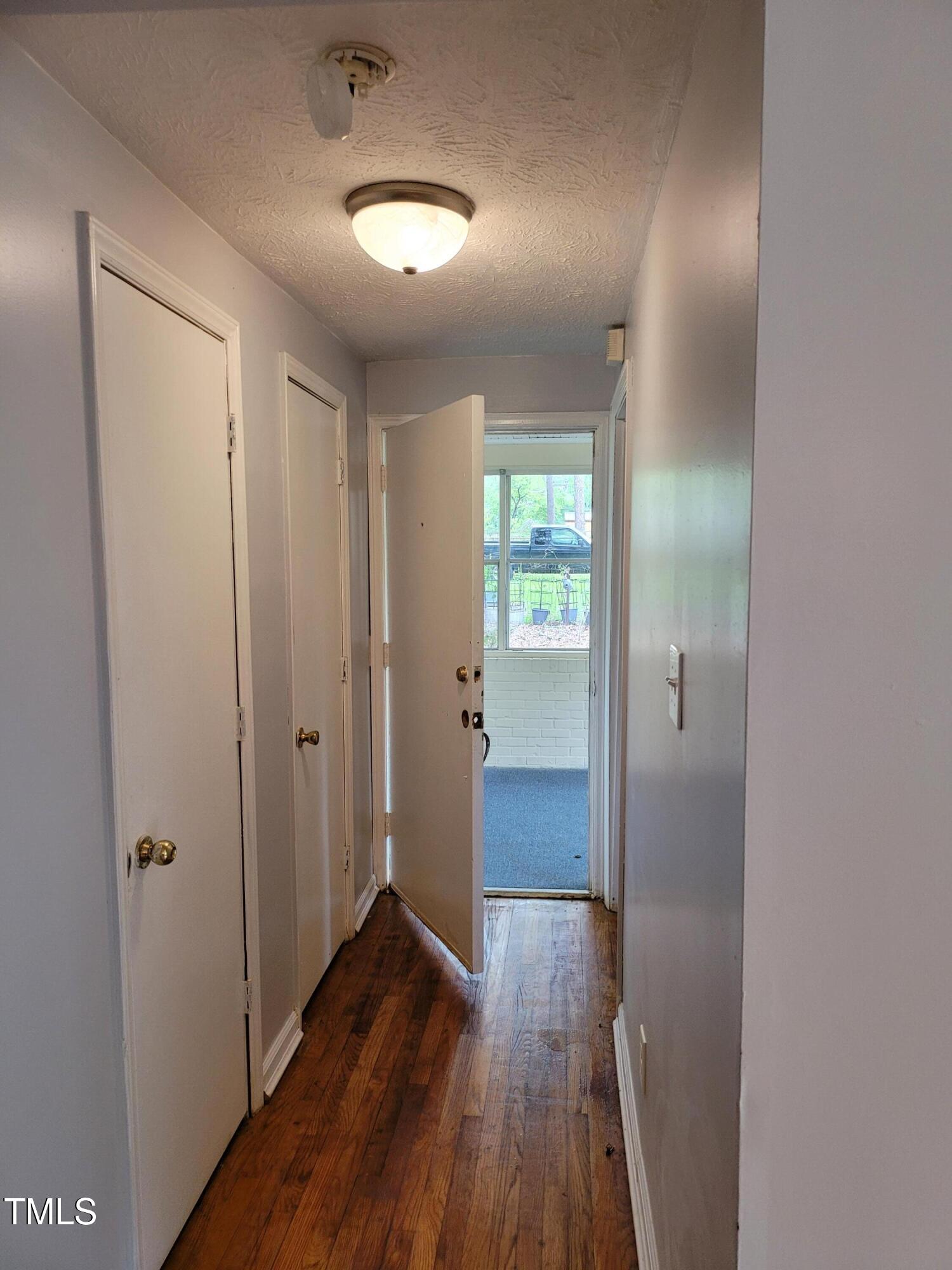 1511 Seabrook Road Property Photo 3