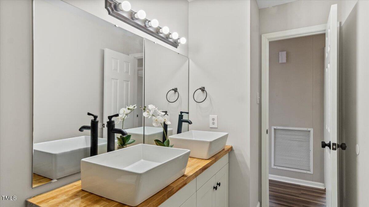 2232 Miller Road Property Photo 14