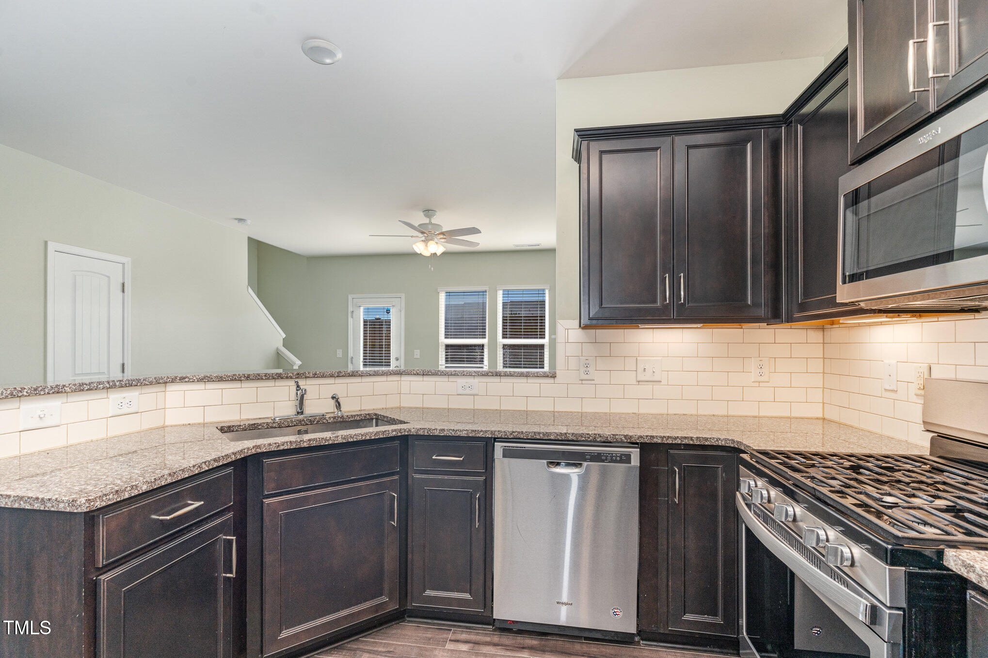 1009 Laceflower Drive Property Photo 7