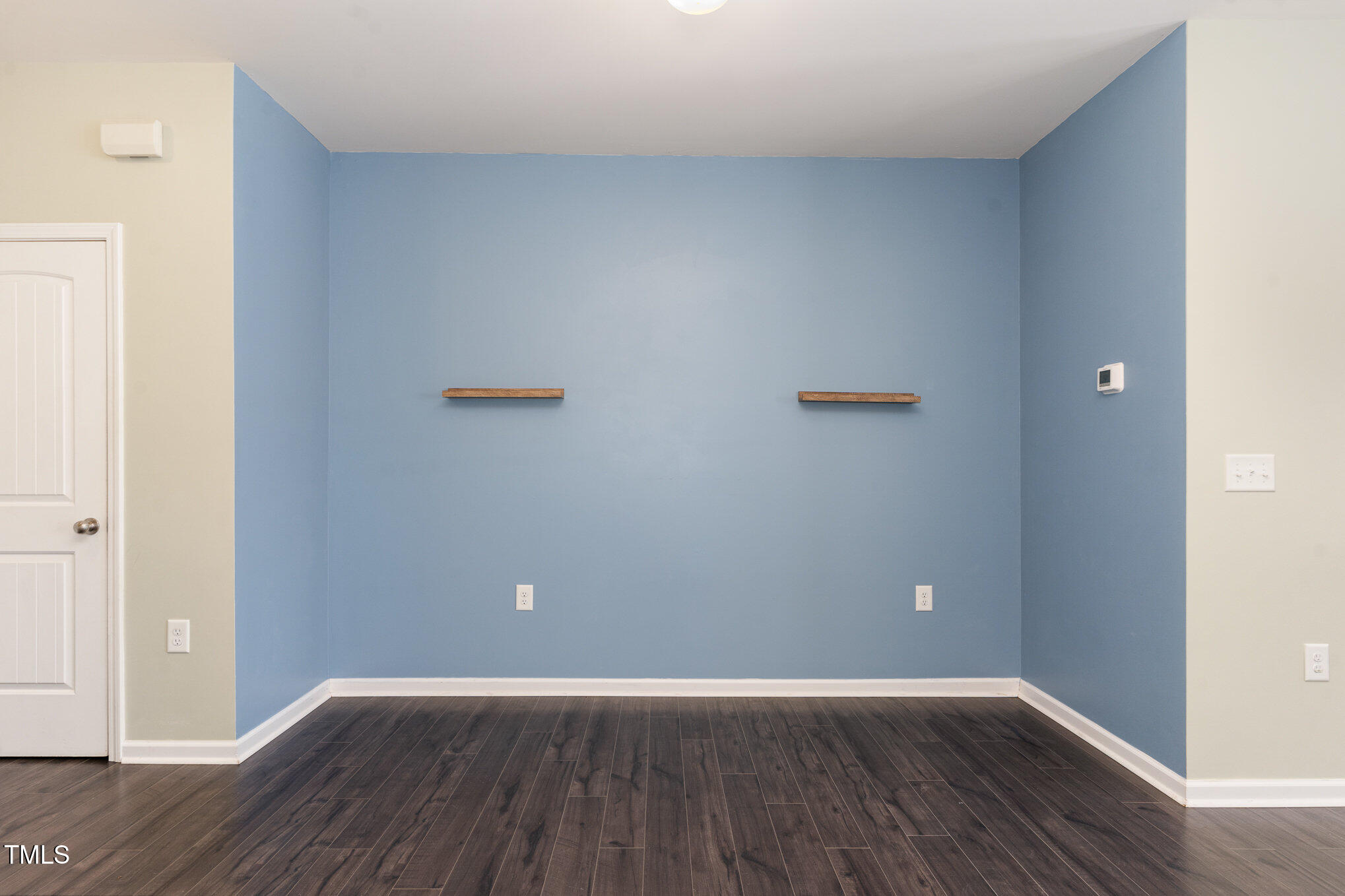 1009 Laceflower Drive Property Photo 8