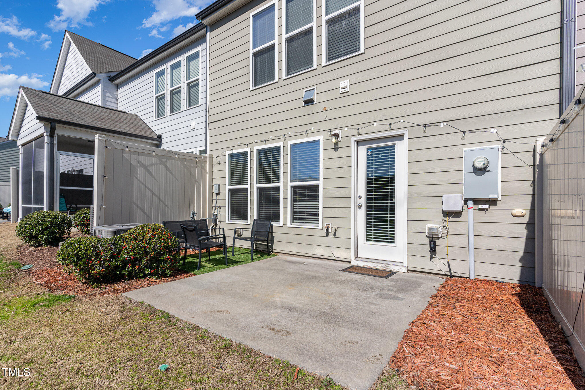 1009 Laceflower Drive Property Photo 21