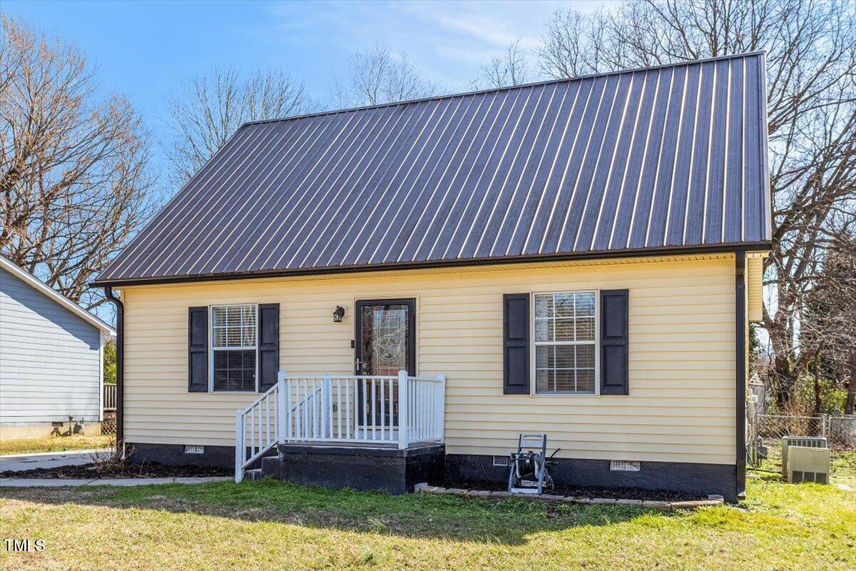 506 W Gilbreath Street Property Photo