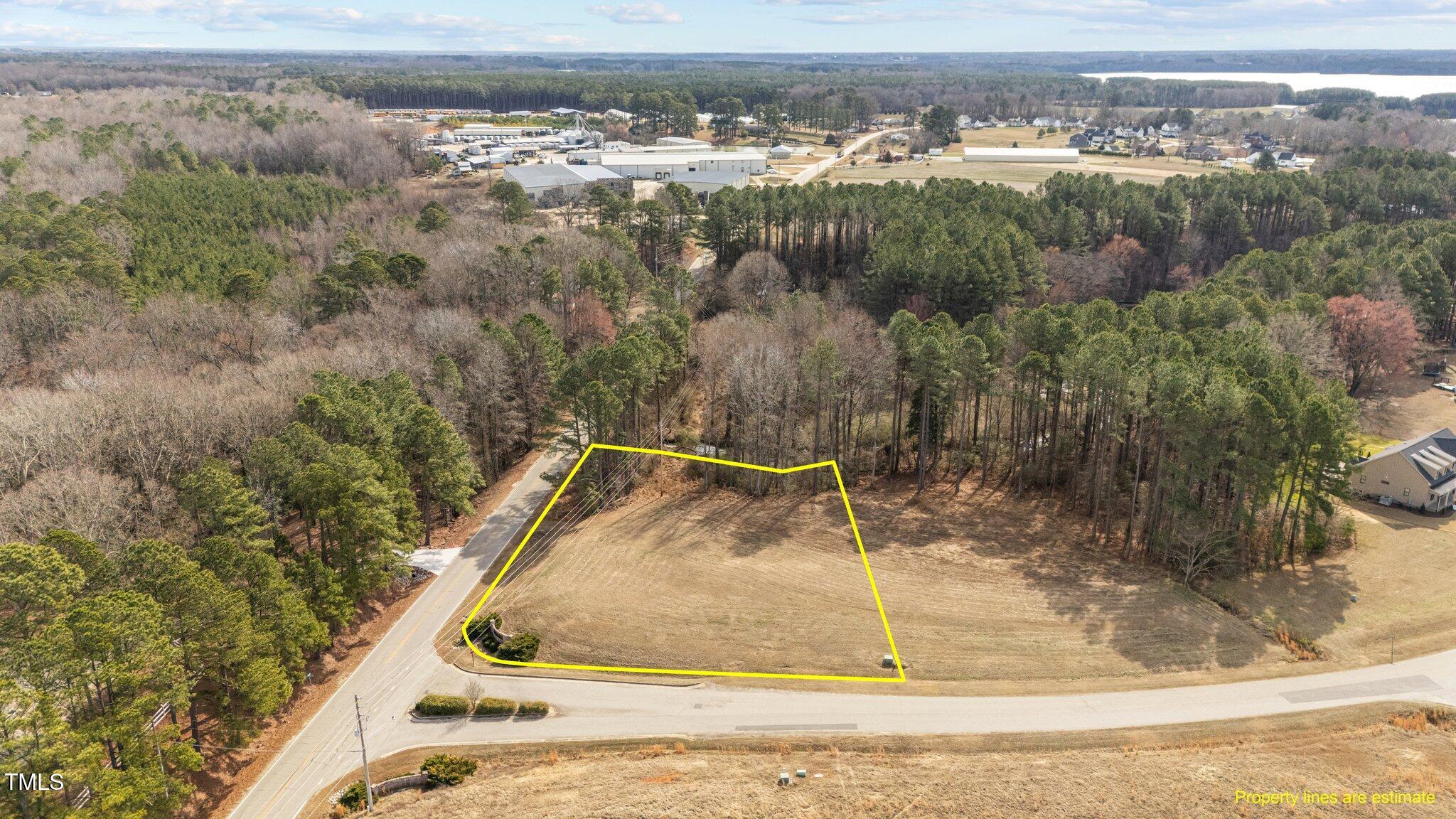 8405 Clearwater Drive Property Photo