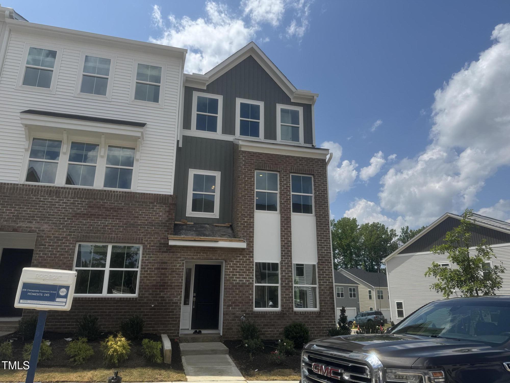 304 Chesapeak Commons Street # 146 Property Photo 1