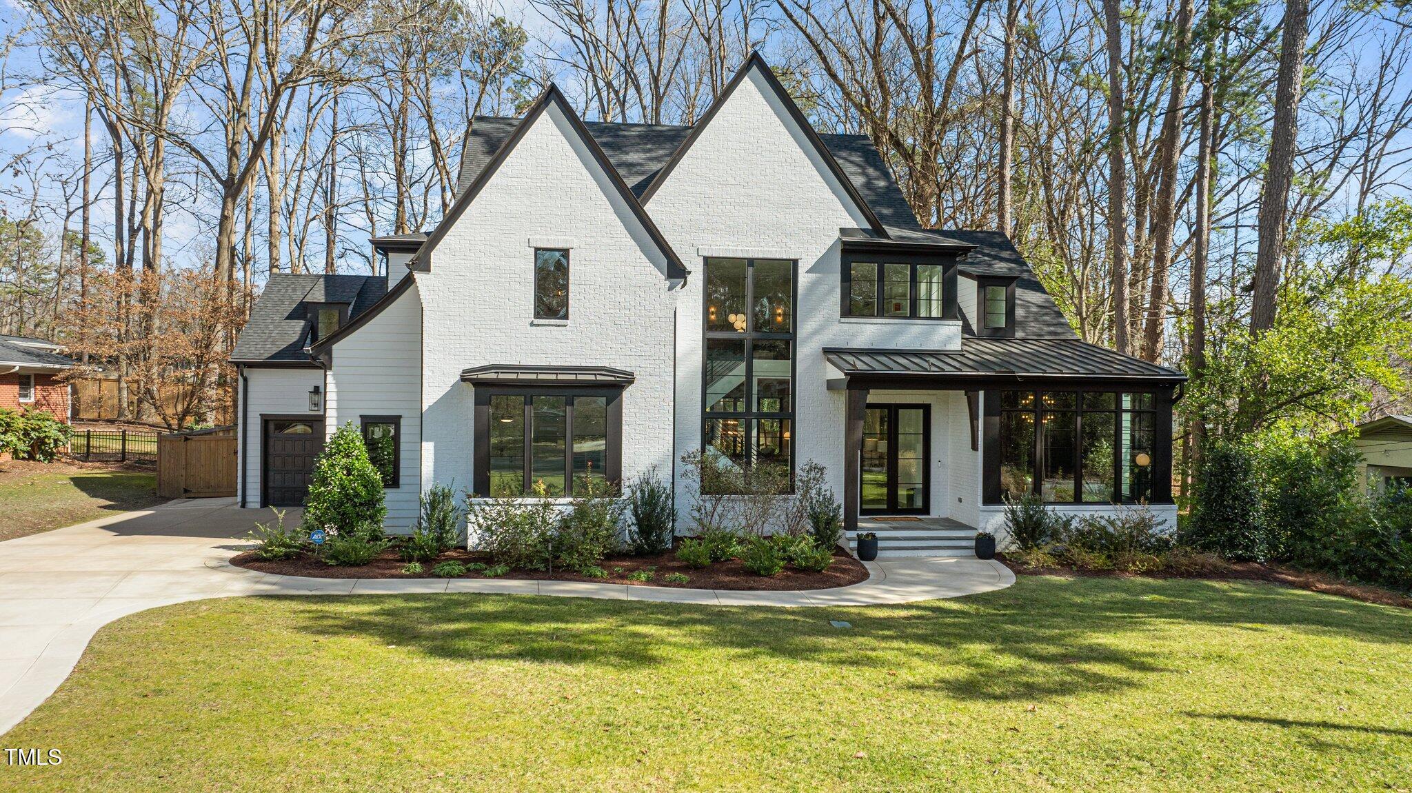 4208 Windsor Place Property Photo