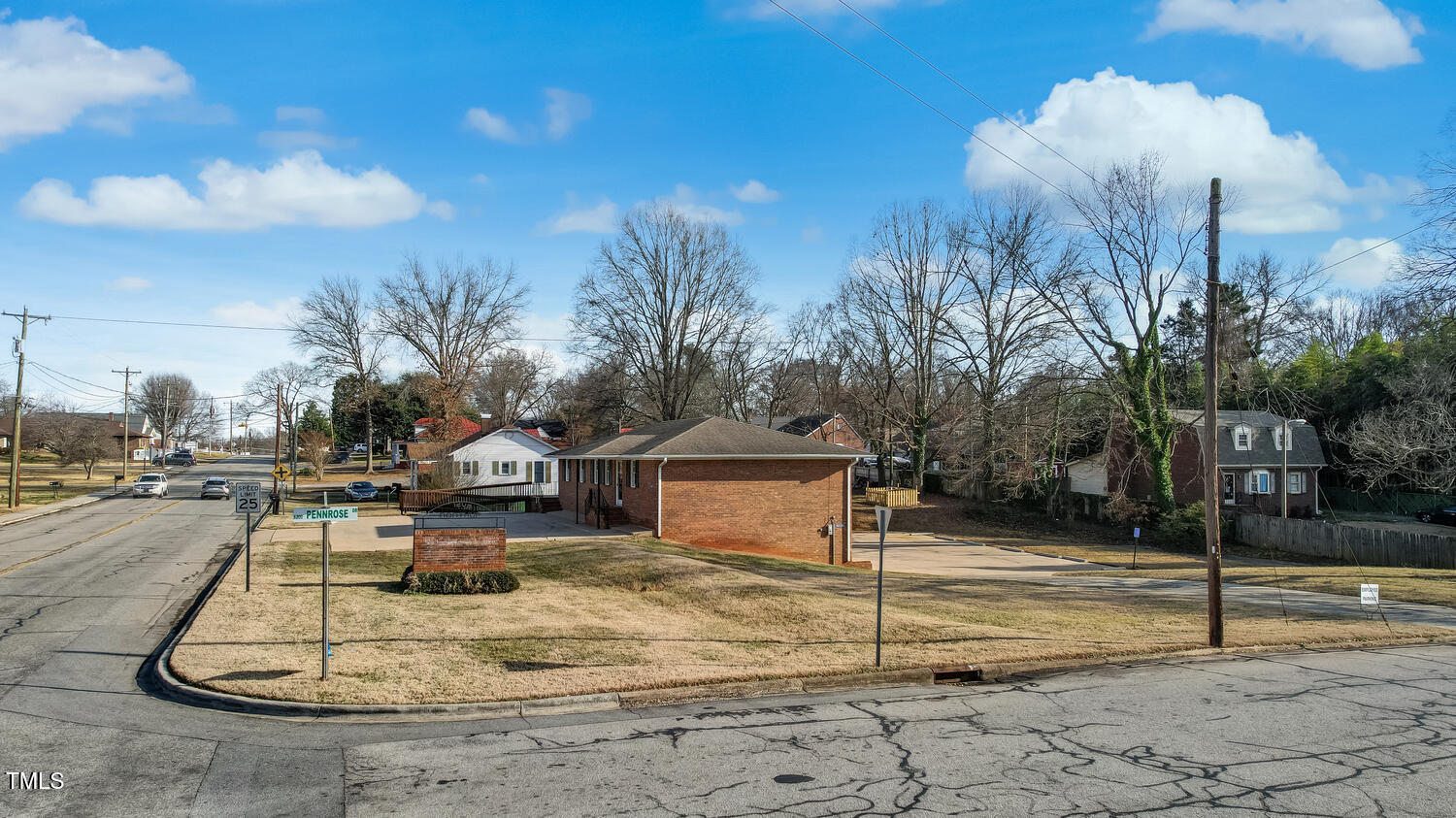 1203 Northup Street Property Photo 9