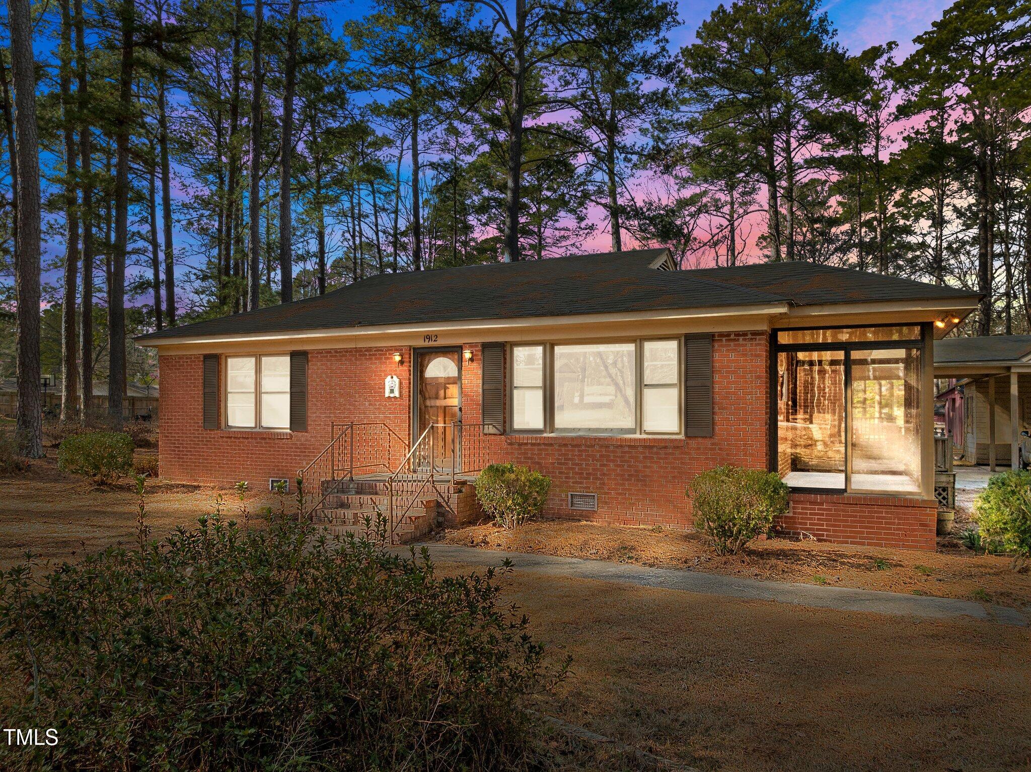 1912 Bingham Drive Property Photo