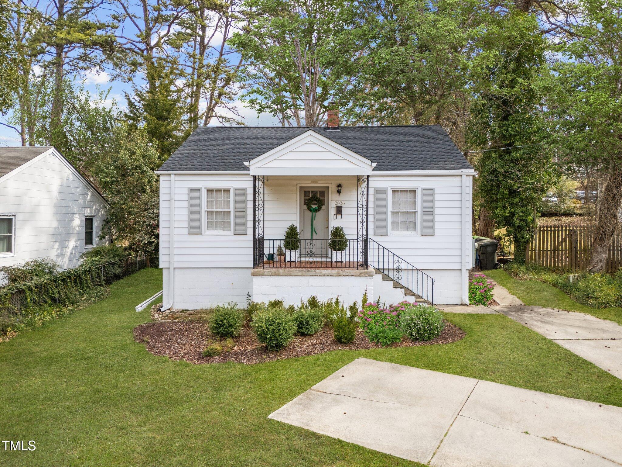 2836 Oberlin Road Property Photo