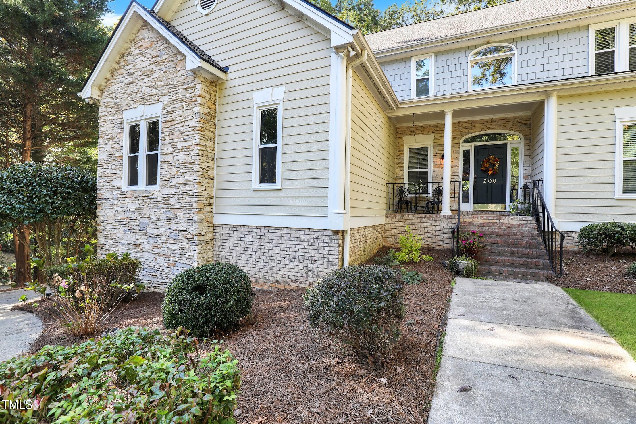 Bluffs Of Kildare Real Estate Listings Main Image