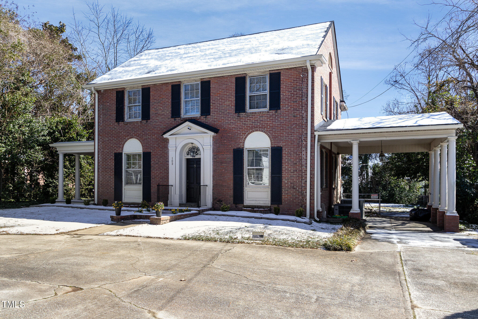 103 Atlantic Christian College Drive W Property Photo