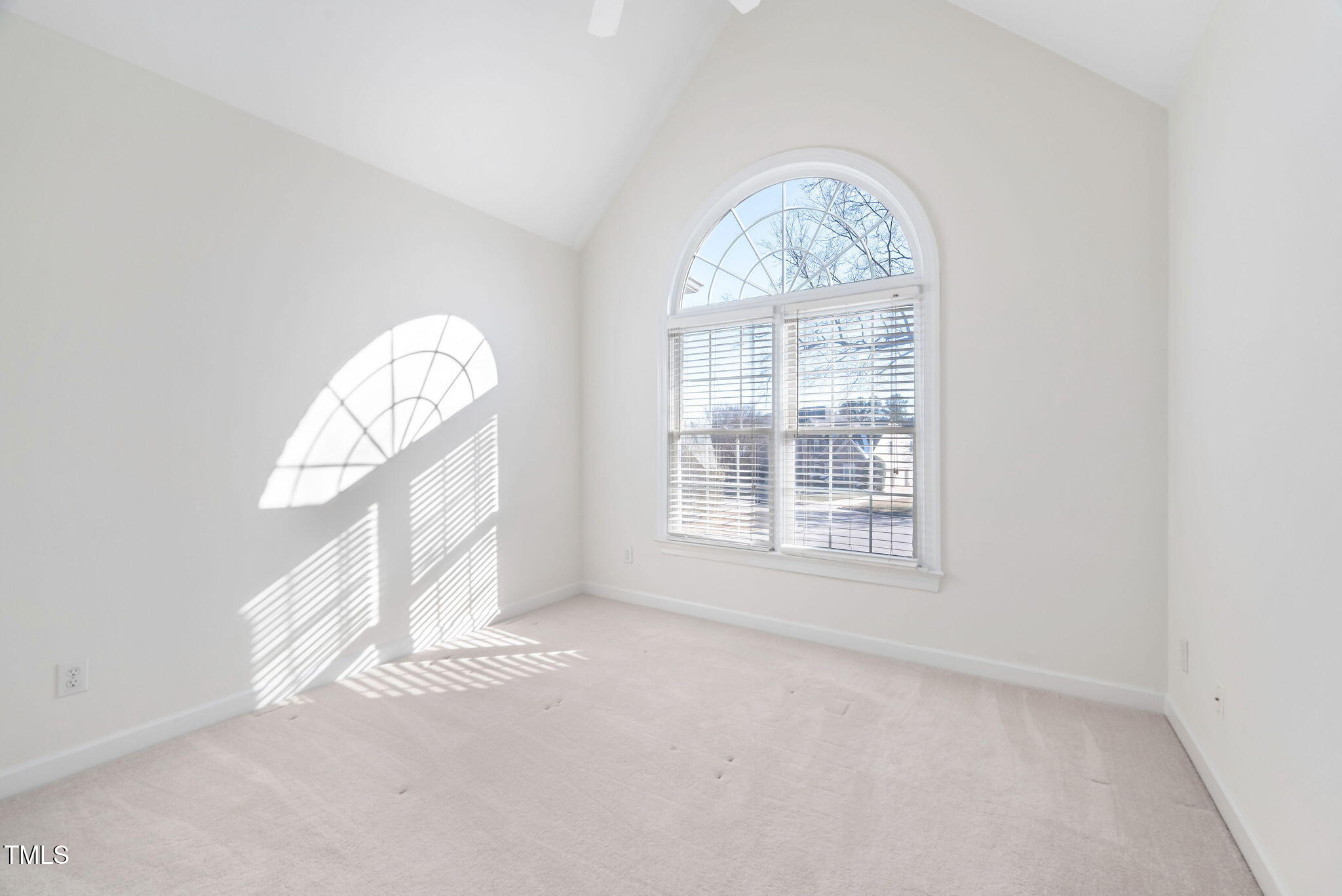 601 Walcott Way Property Photo 27