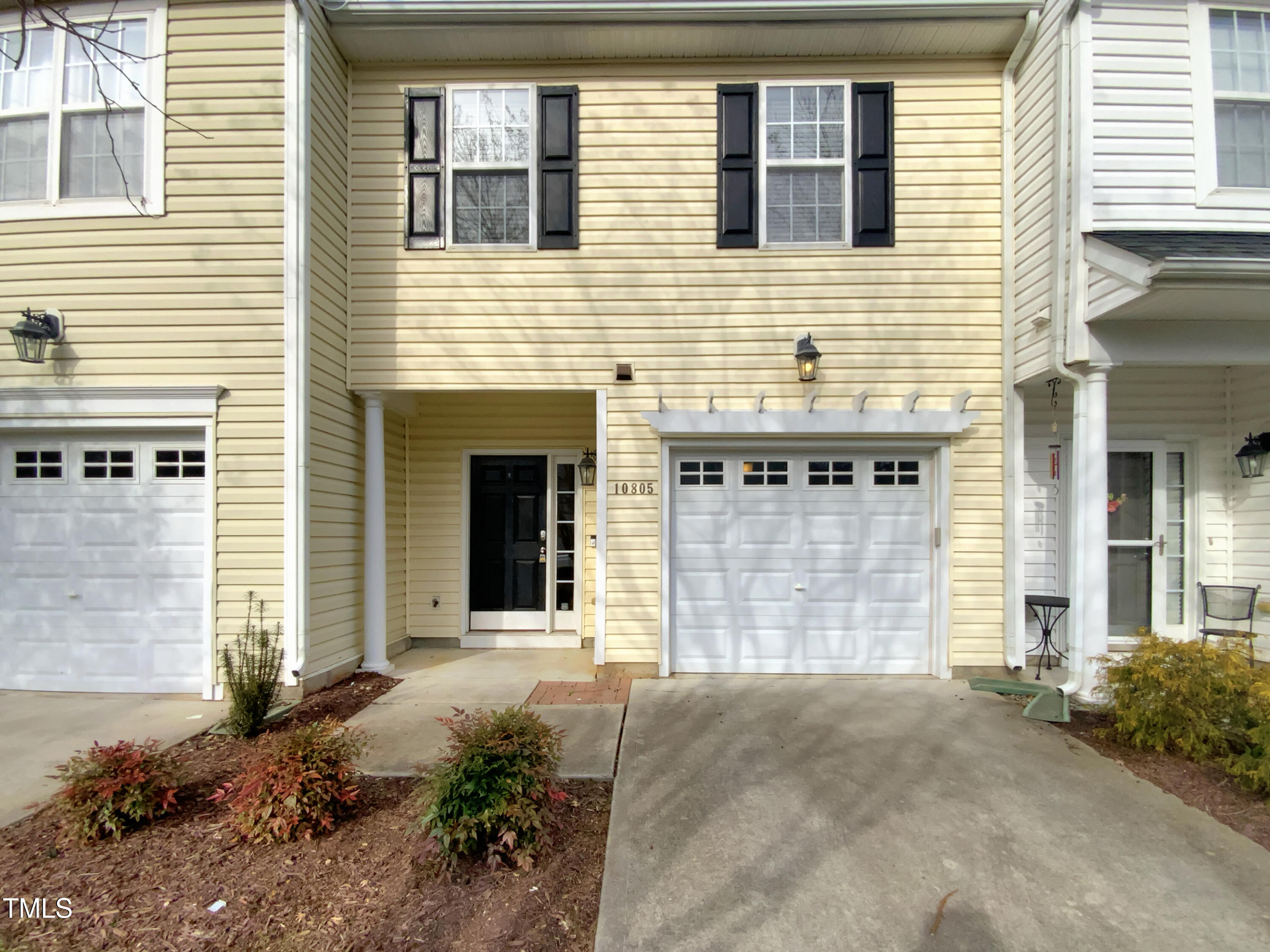 10805 Cheery Knoll Property Photo