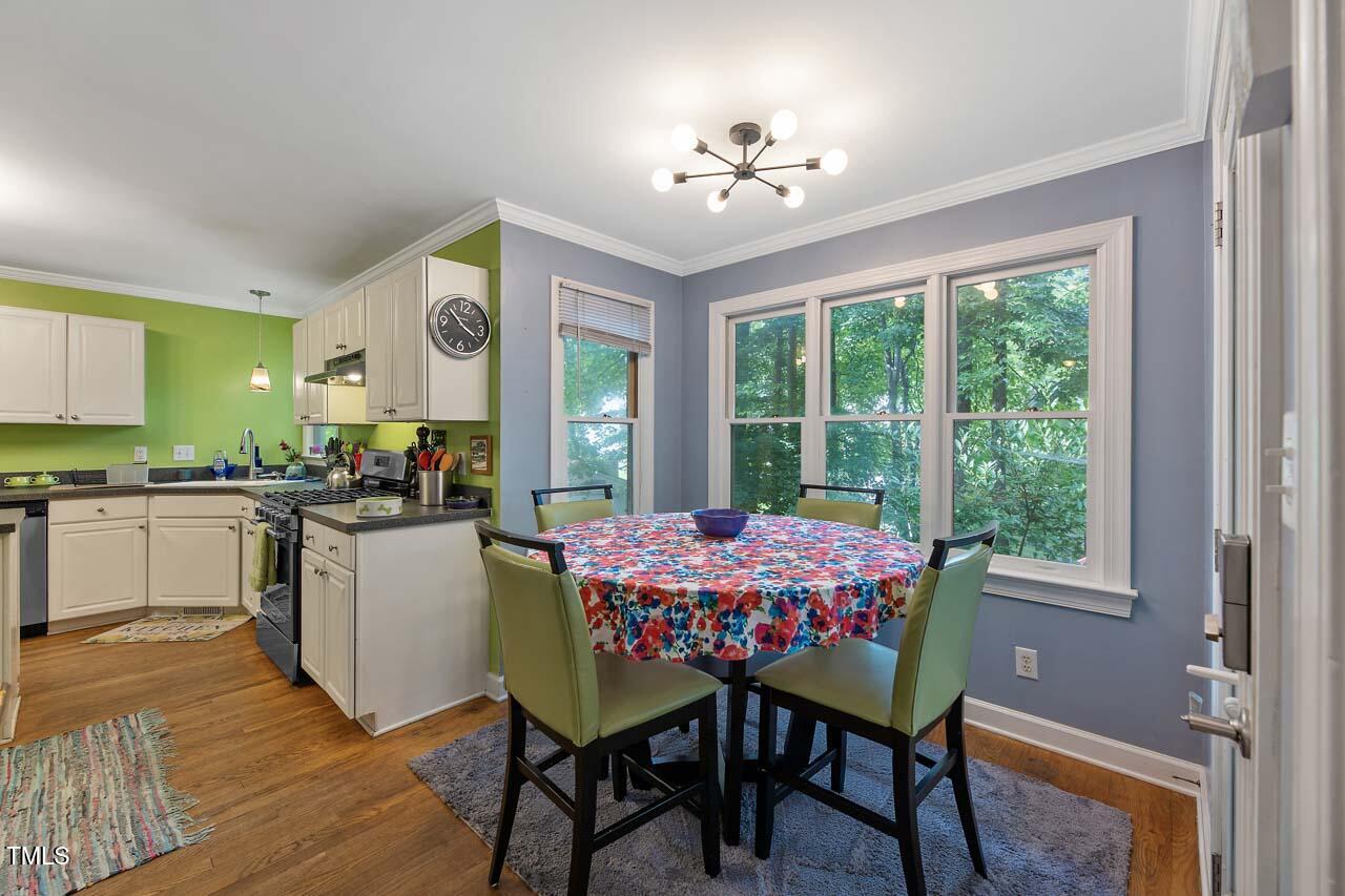 303 Cary Pines Drive Property Photo 6