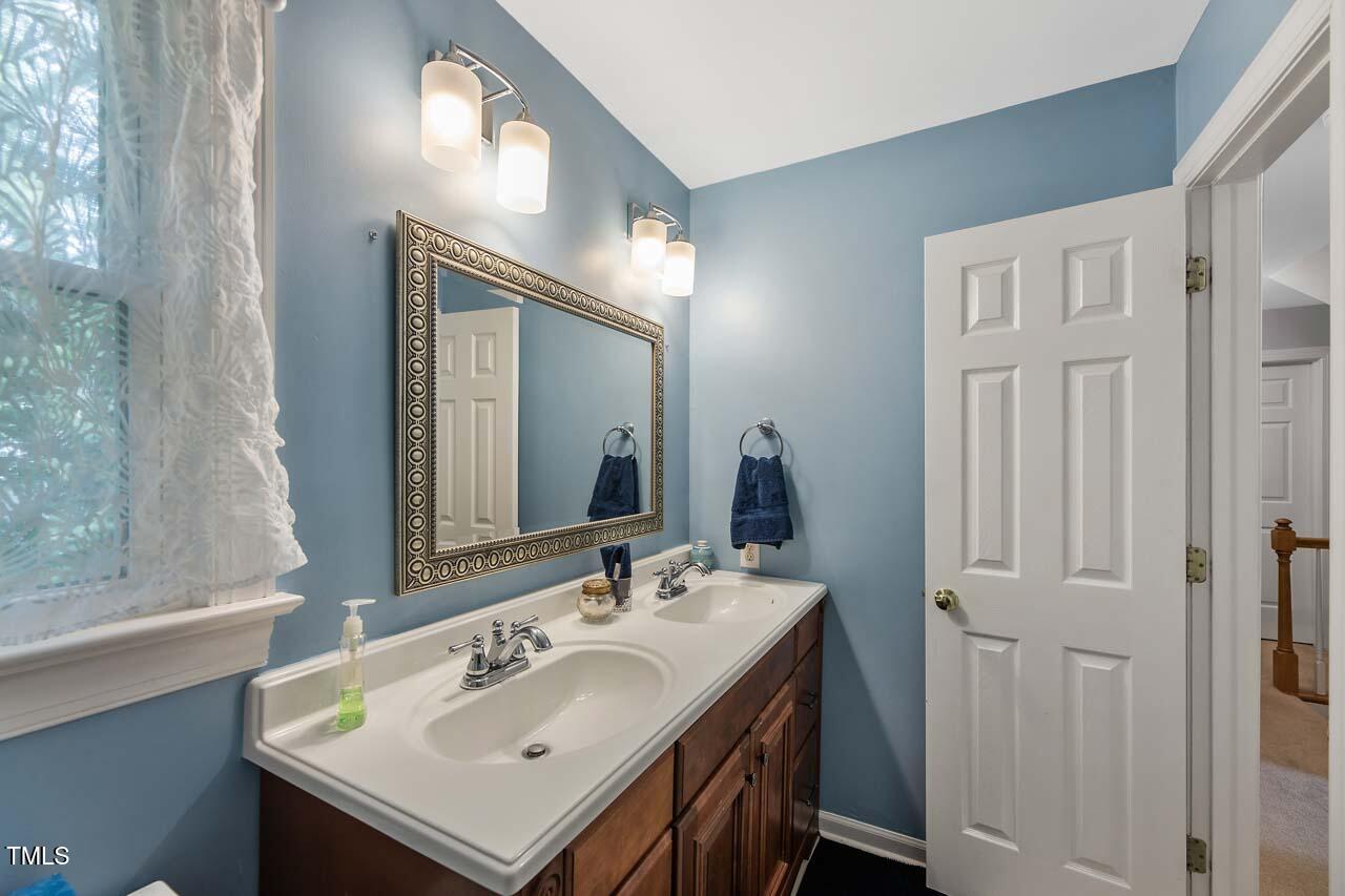 303 Cary Pines Drive Property Photo 21