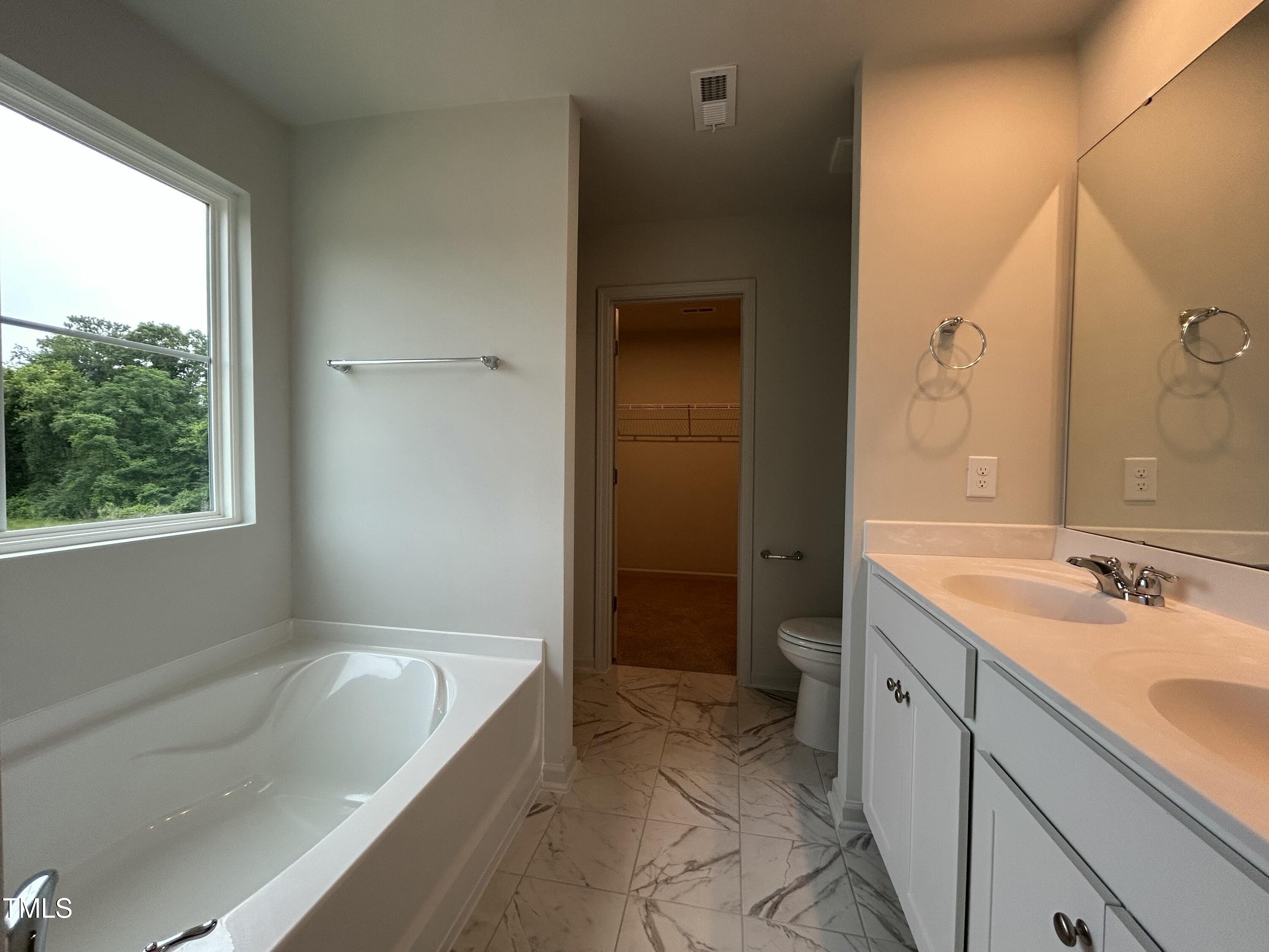 260 Johnson Ridge Way Property Photo 17