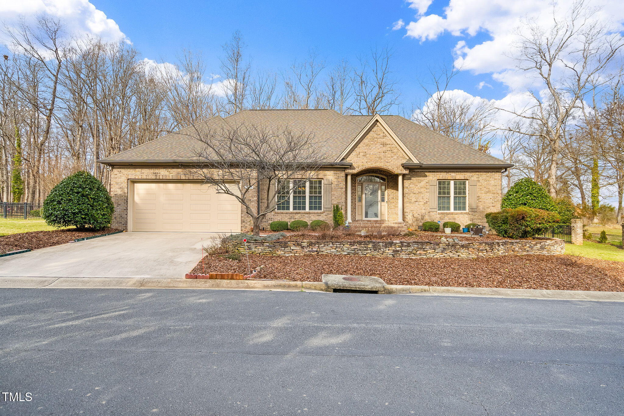 2309 Grey Gables W Drive Property Photo