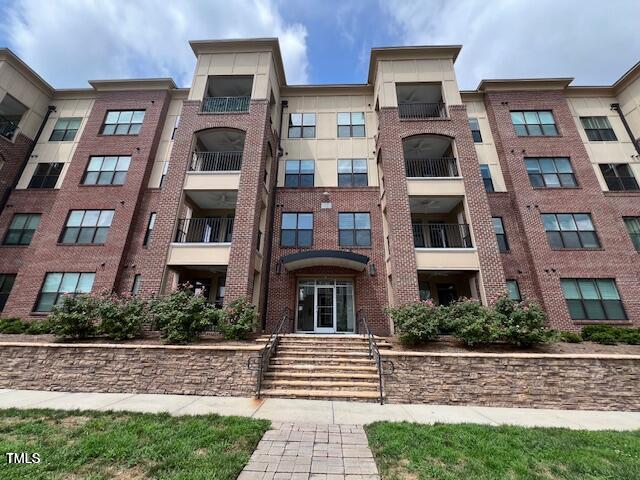 700 Finsbury Street # 304 Property Photo