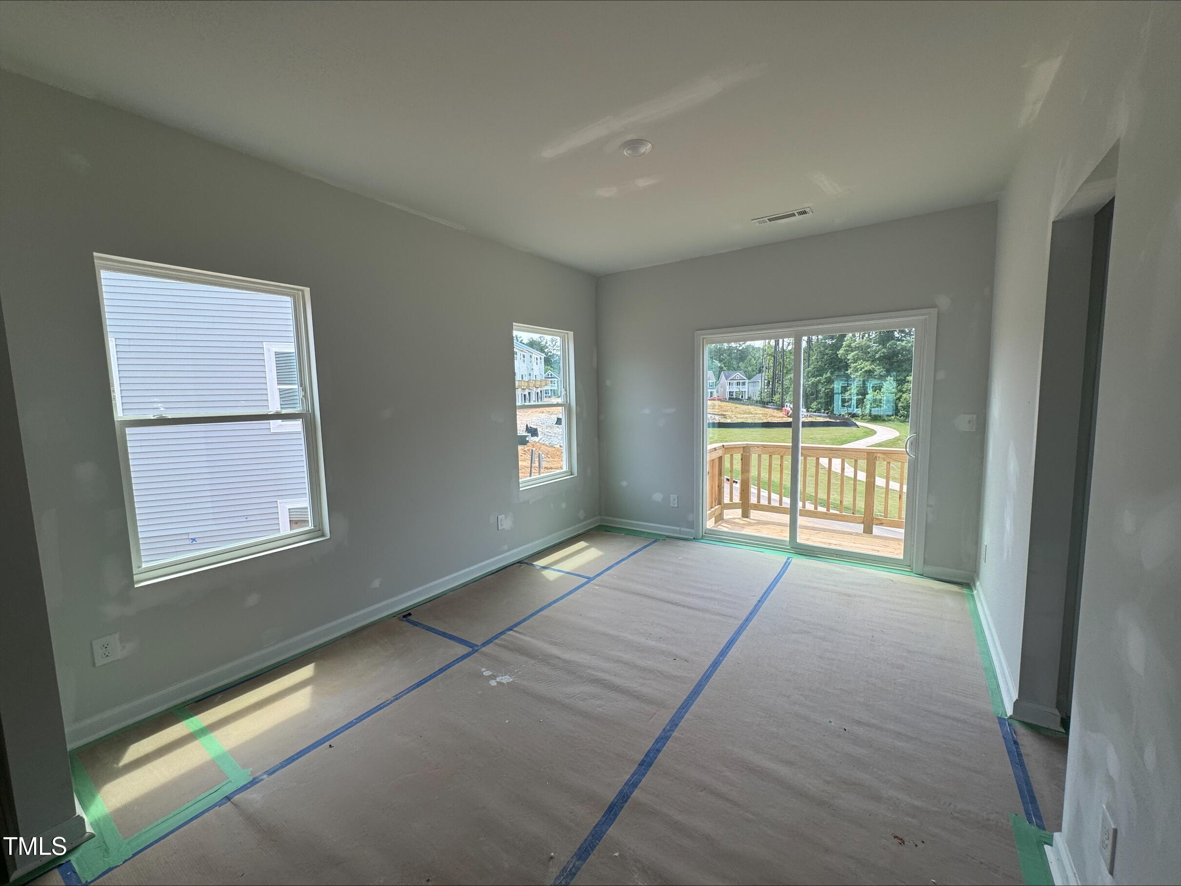 312 Chesapeak Commons Street # 144 Property Photo 10