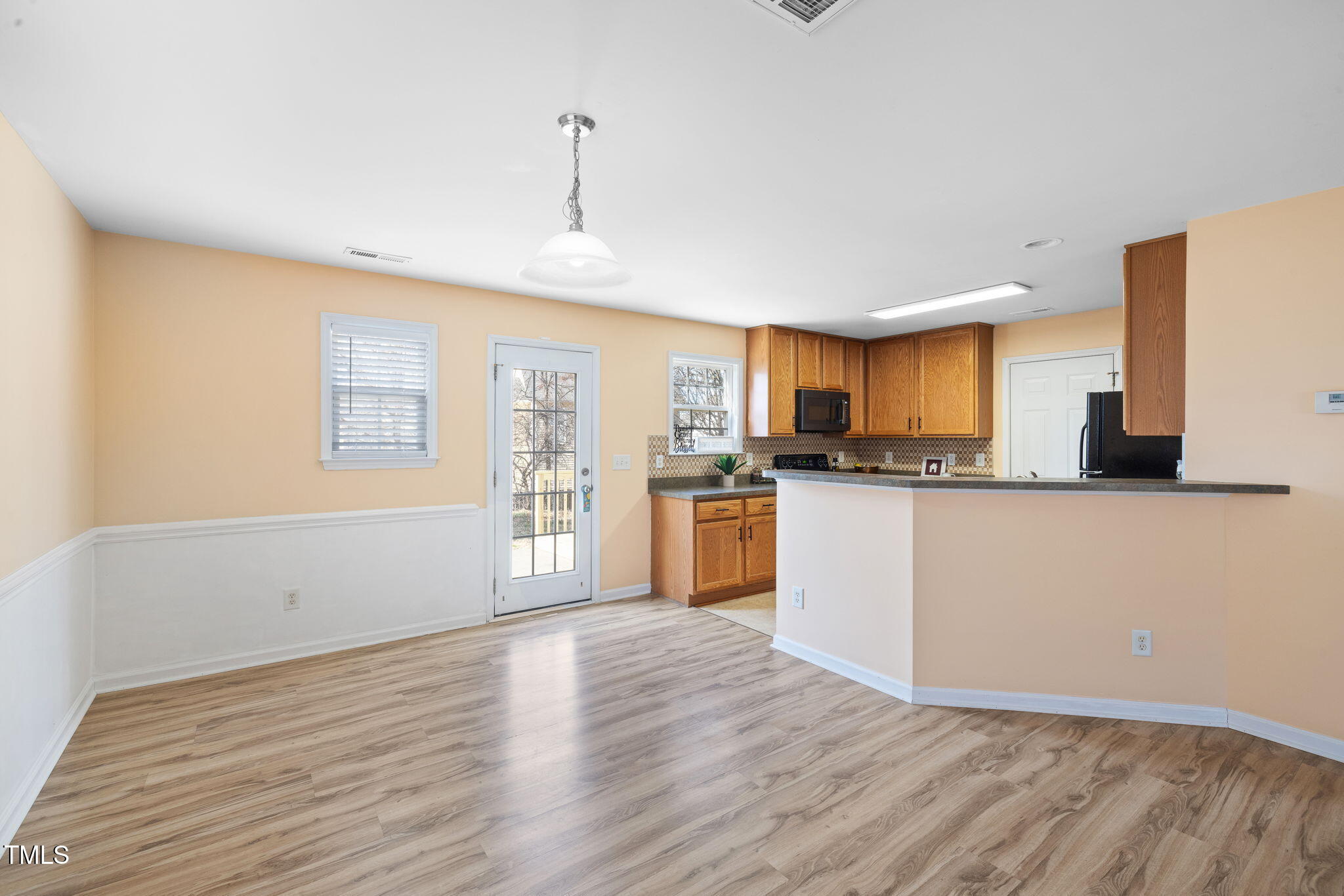 1420 Springshire Court Property Photo 24