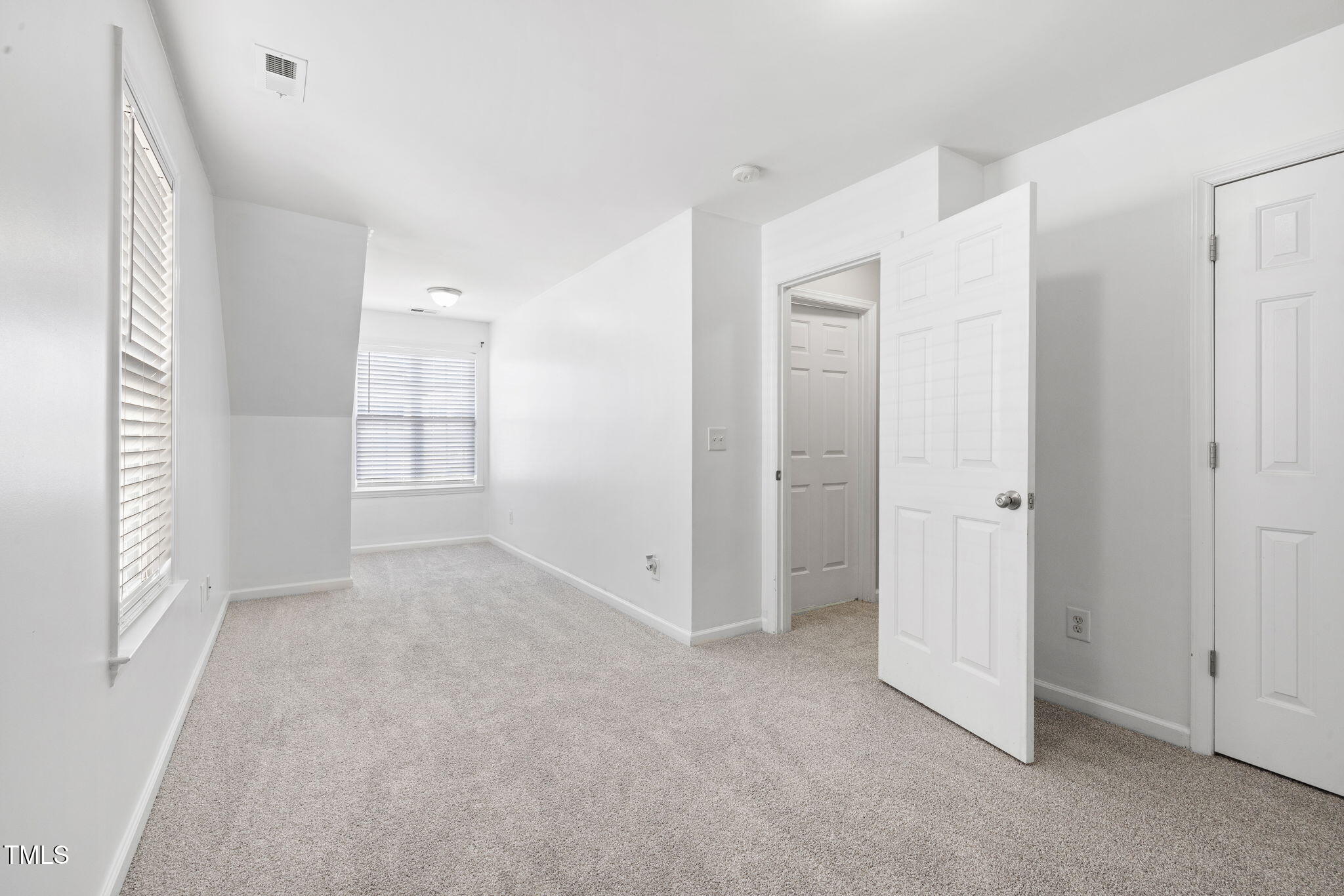 1420 Springshire Court Property Photo 36