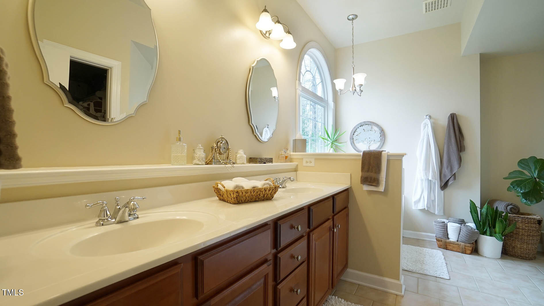 1226 Woodland Church Road Property Photo 19