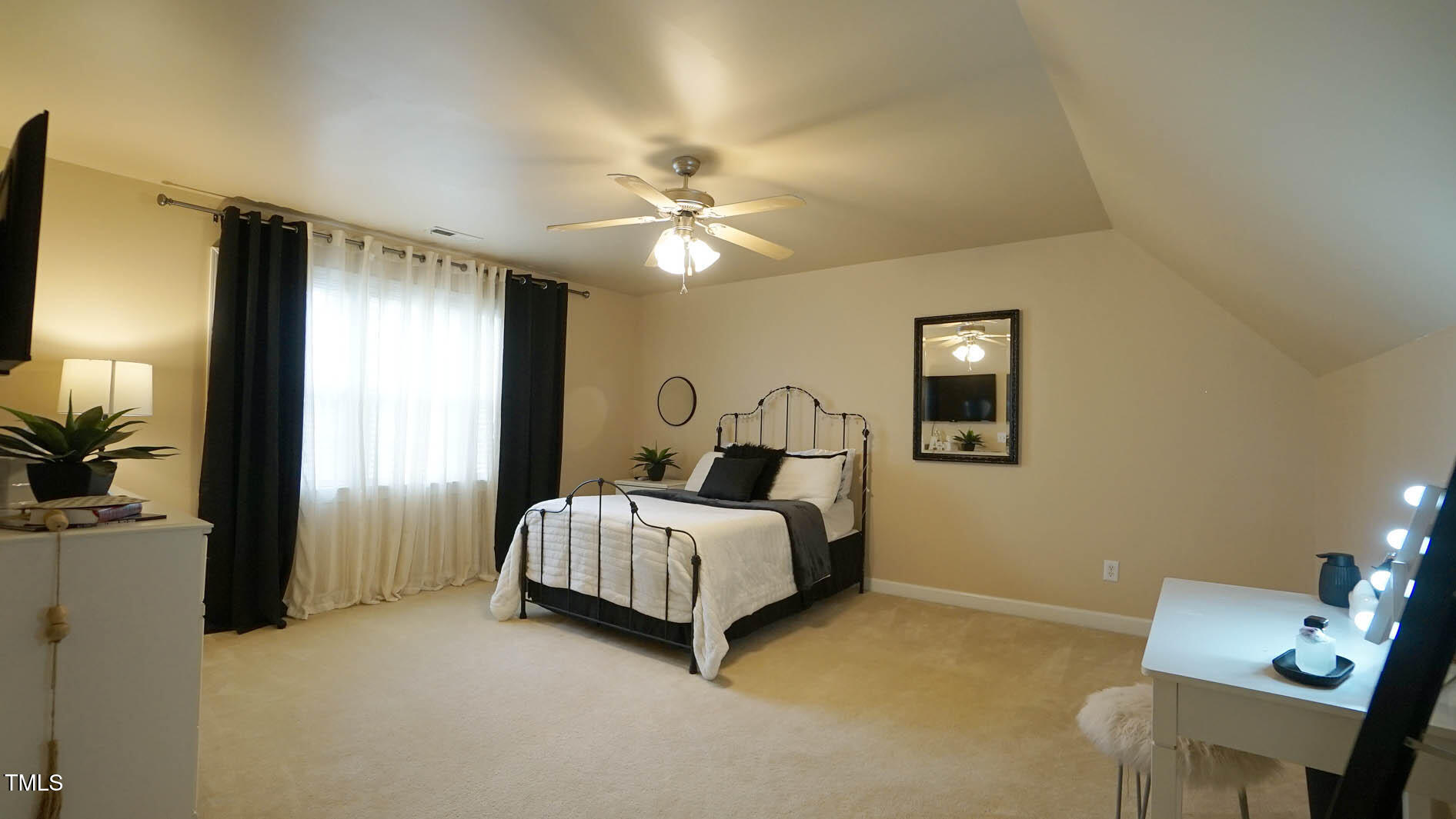 1226 Woodland Church Road Property Photo 22