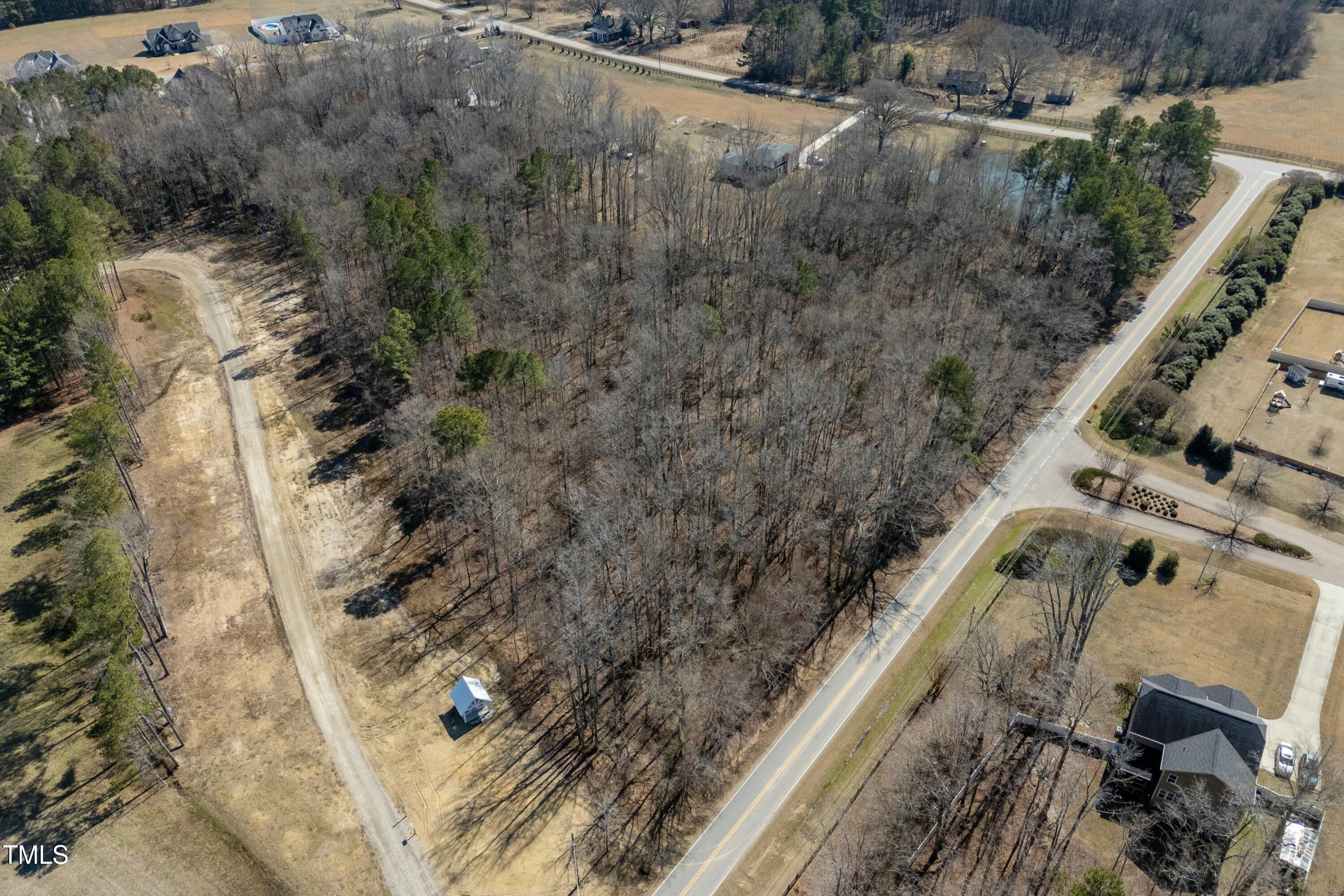 1399 Stallings Road Property Photo 4