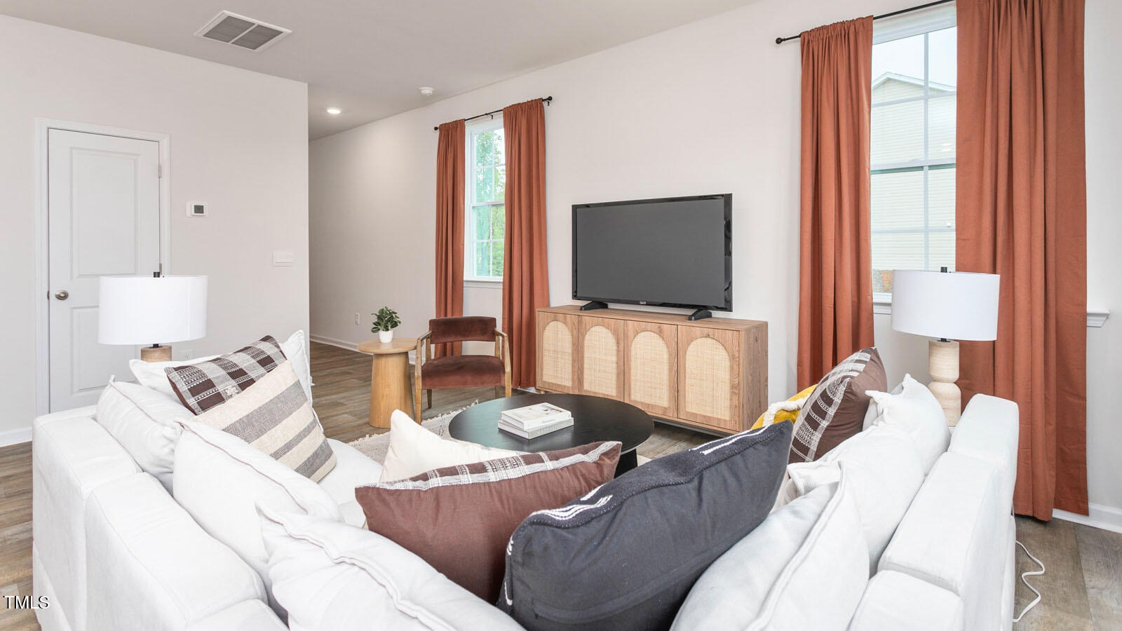 251 Perseus Street Property Photo 6