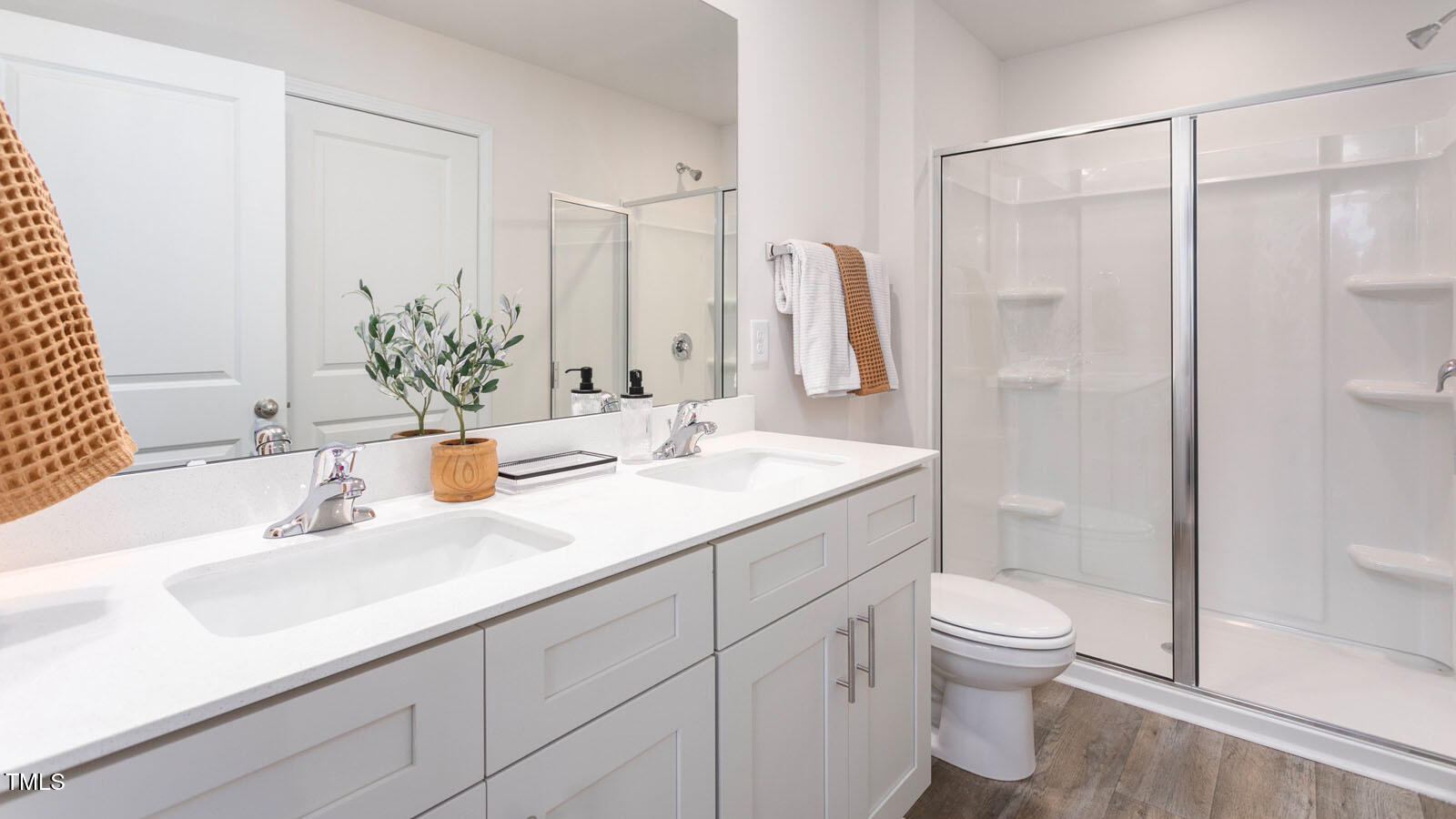 251 Perseus Street Property Photo 15