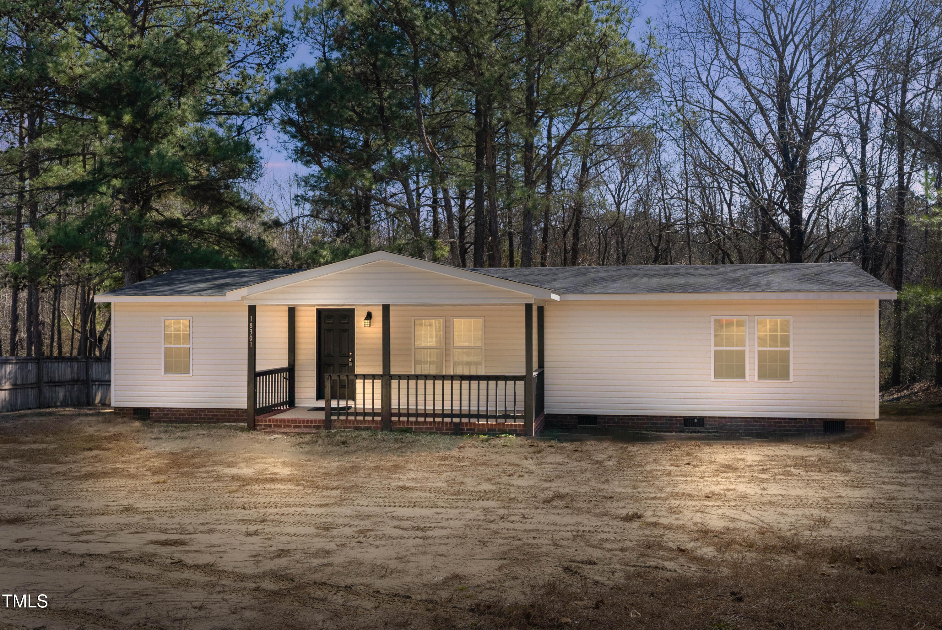 18301 Nc 27 W Property Photo