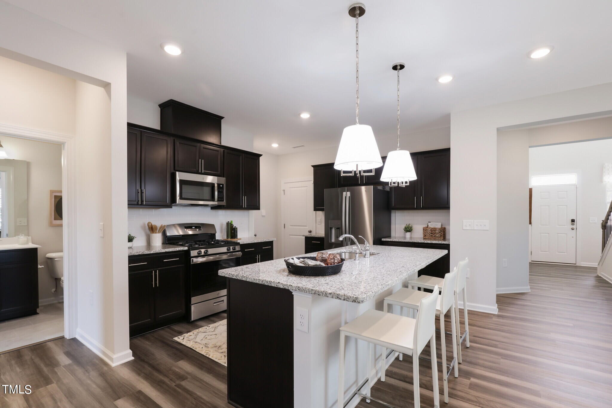 1010 Sora Way Property Photo 6