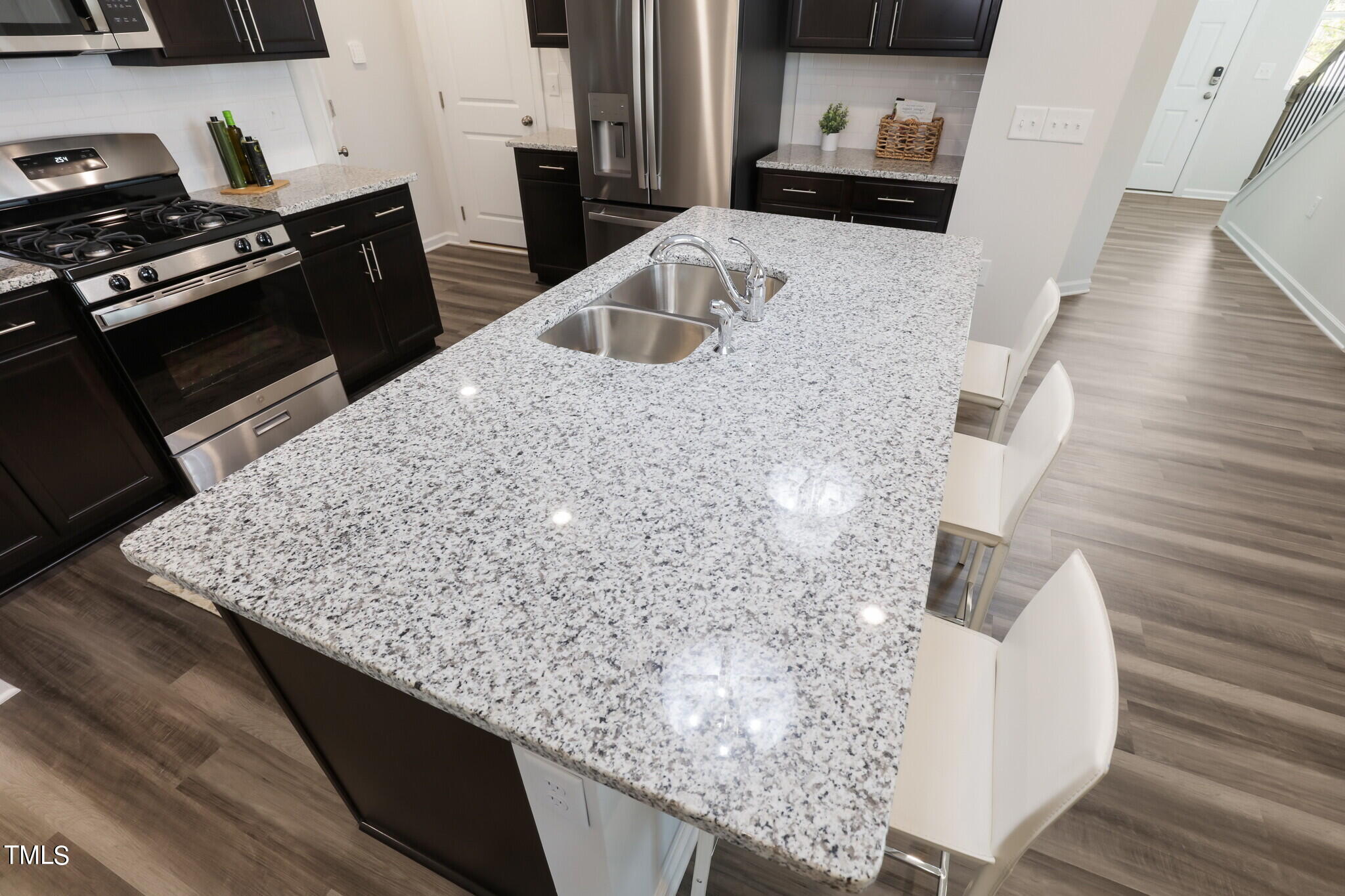 1010 Sora Way Property Photo 13