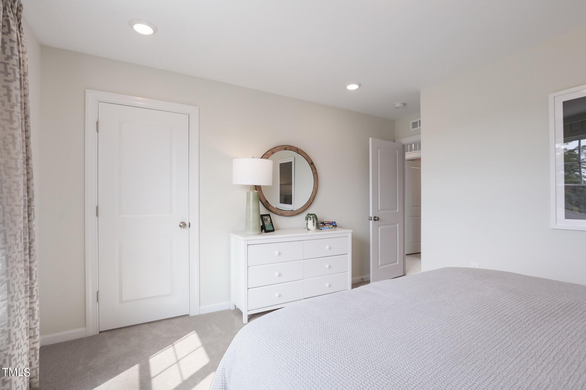 1010 Sora Way Property Photo 35