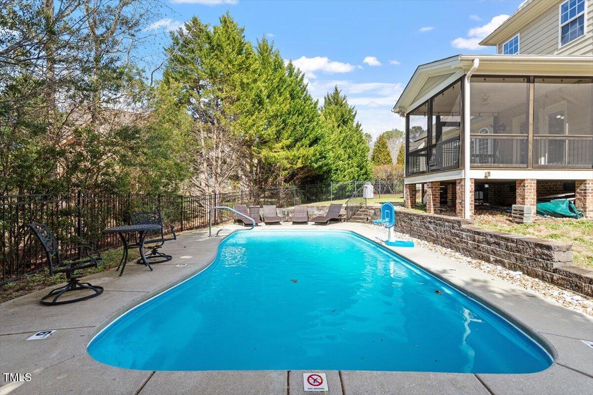 109 Coffeeberry Court Property Photo 8