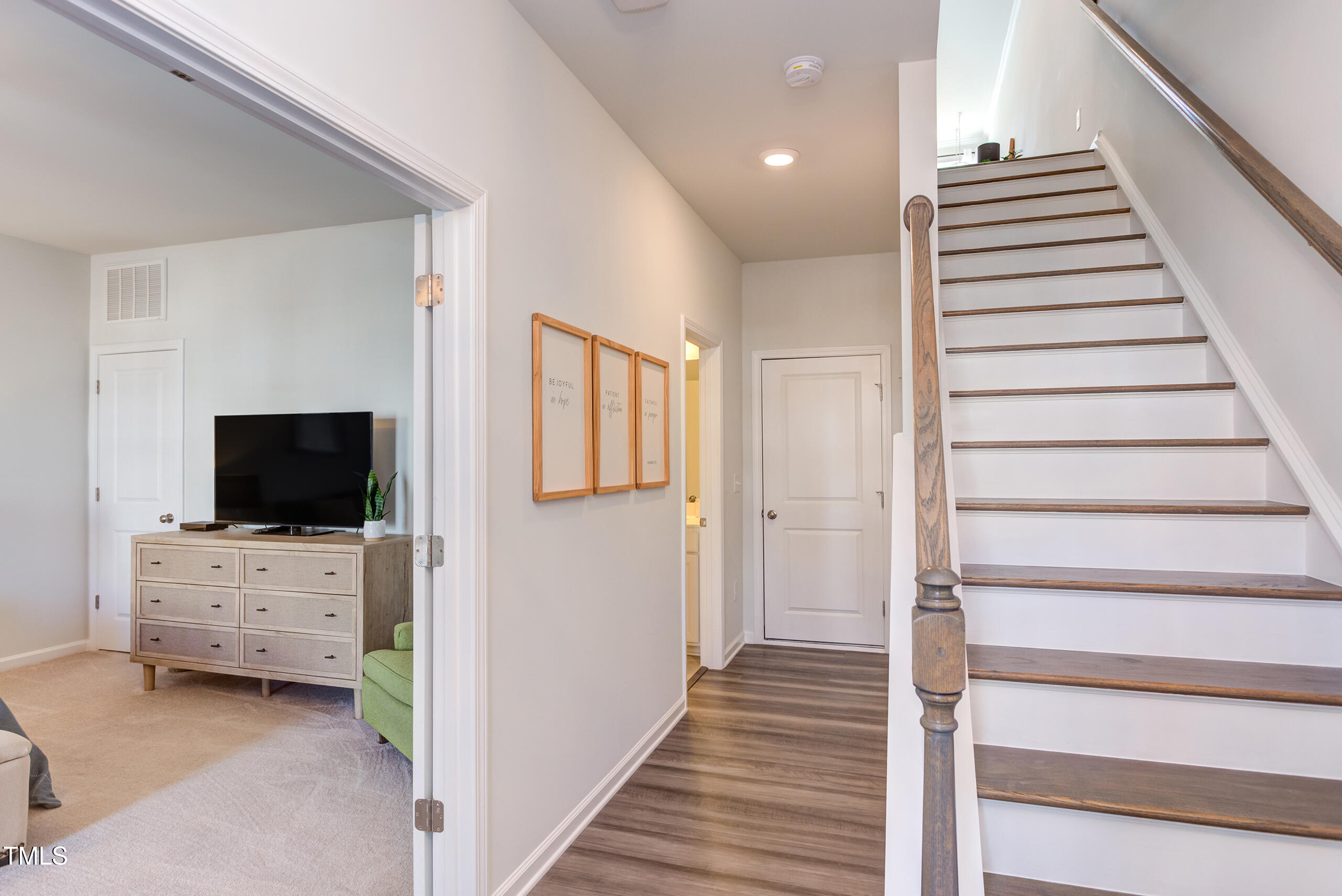 2929 Great Lawn Road Property Photo 4