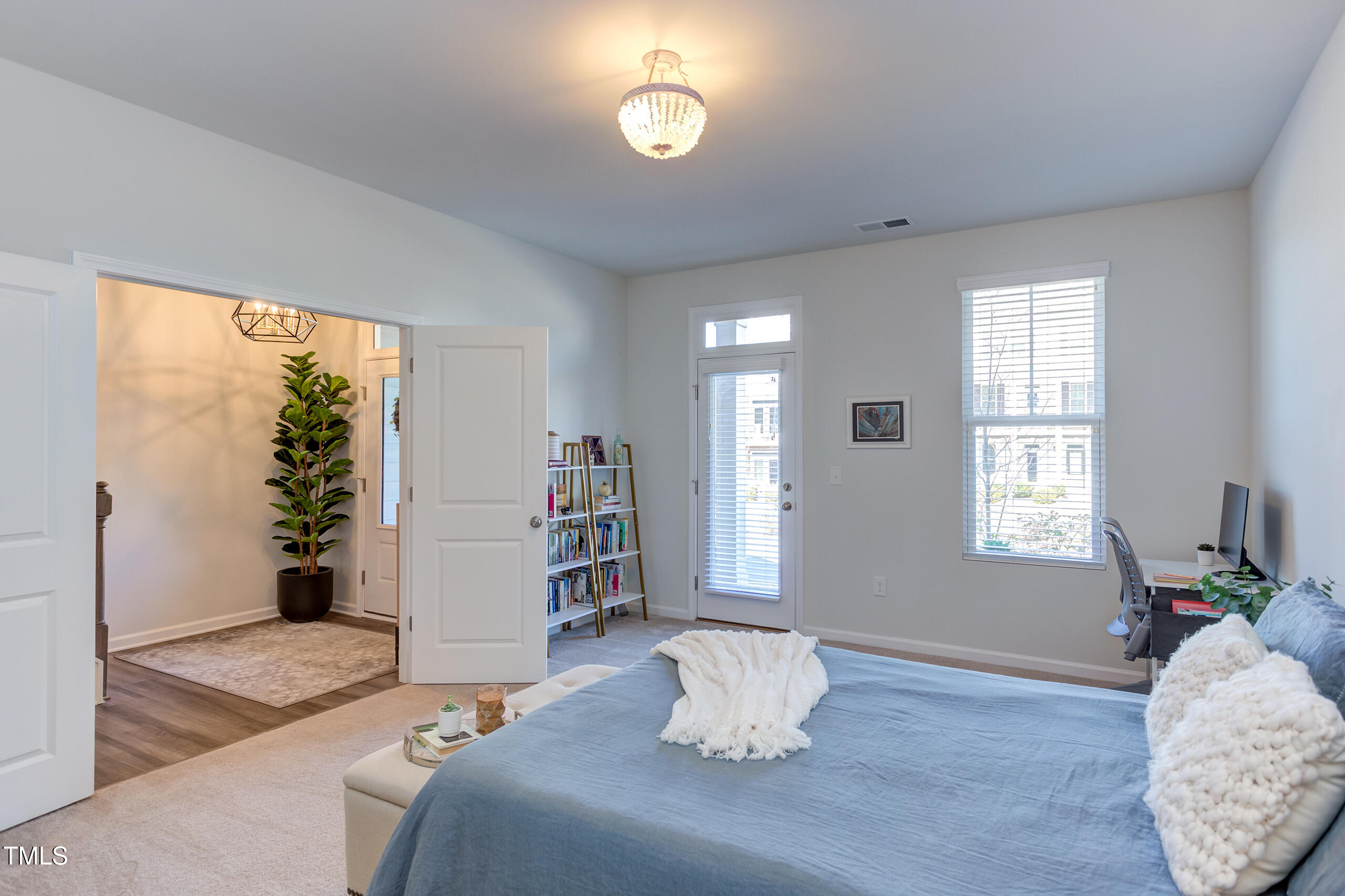 2929 Great Lawn Road Property Photo 8