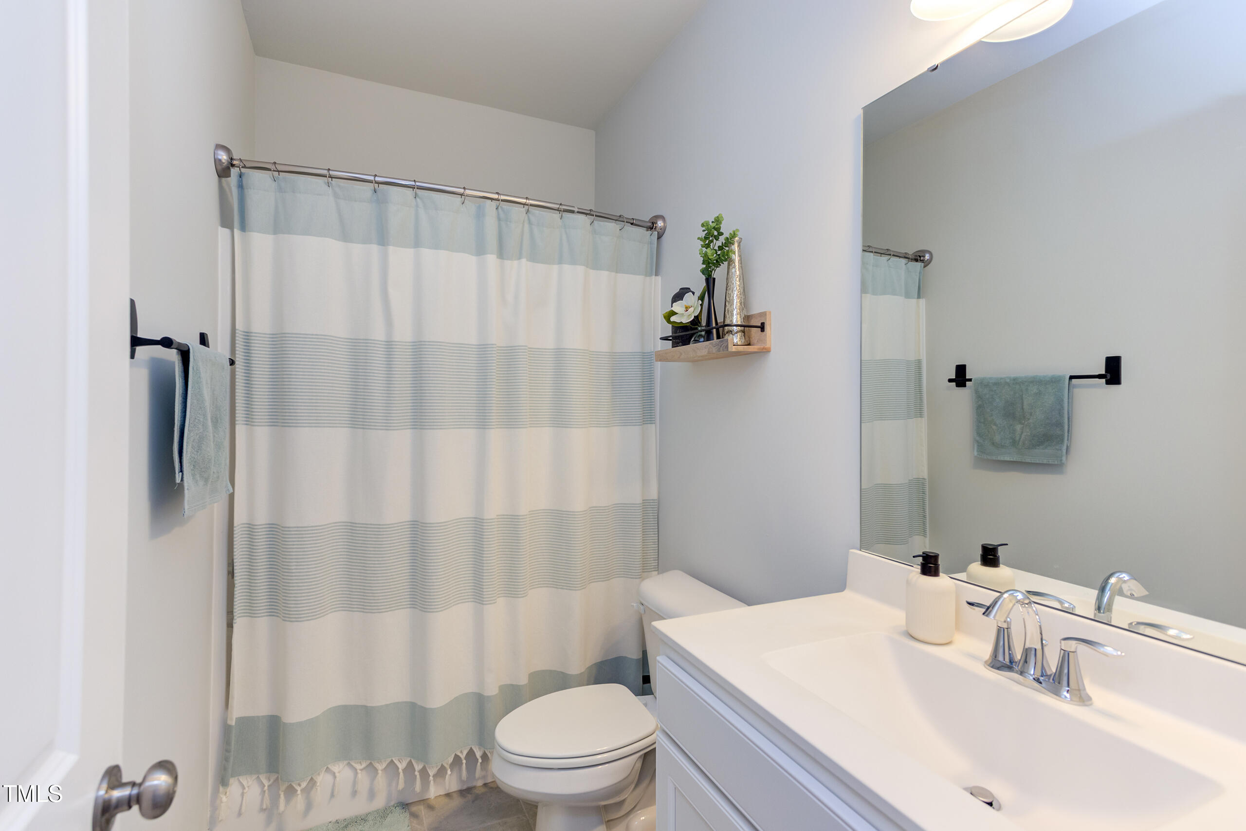 2929 Great Lawn Road Property Photo 10